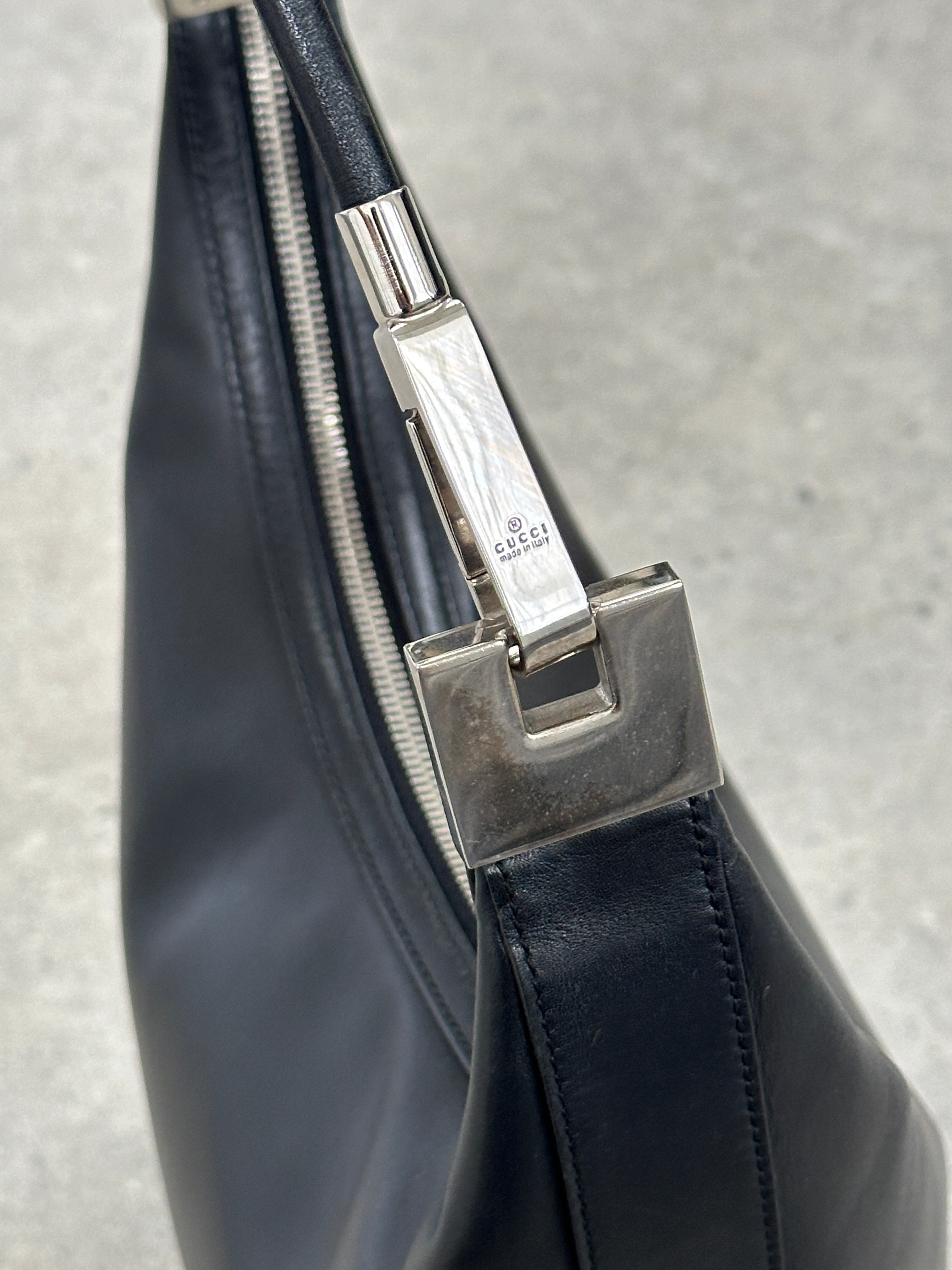 Gucci GG Leather Shoulder Bag - SYLK