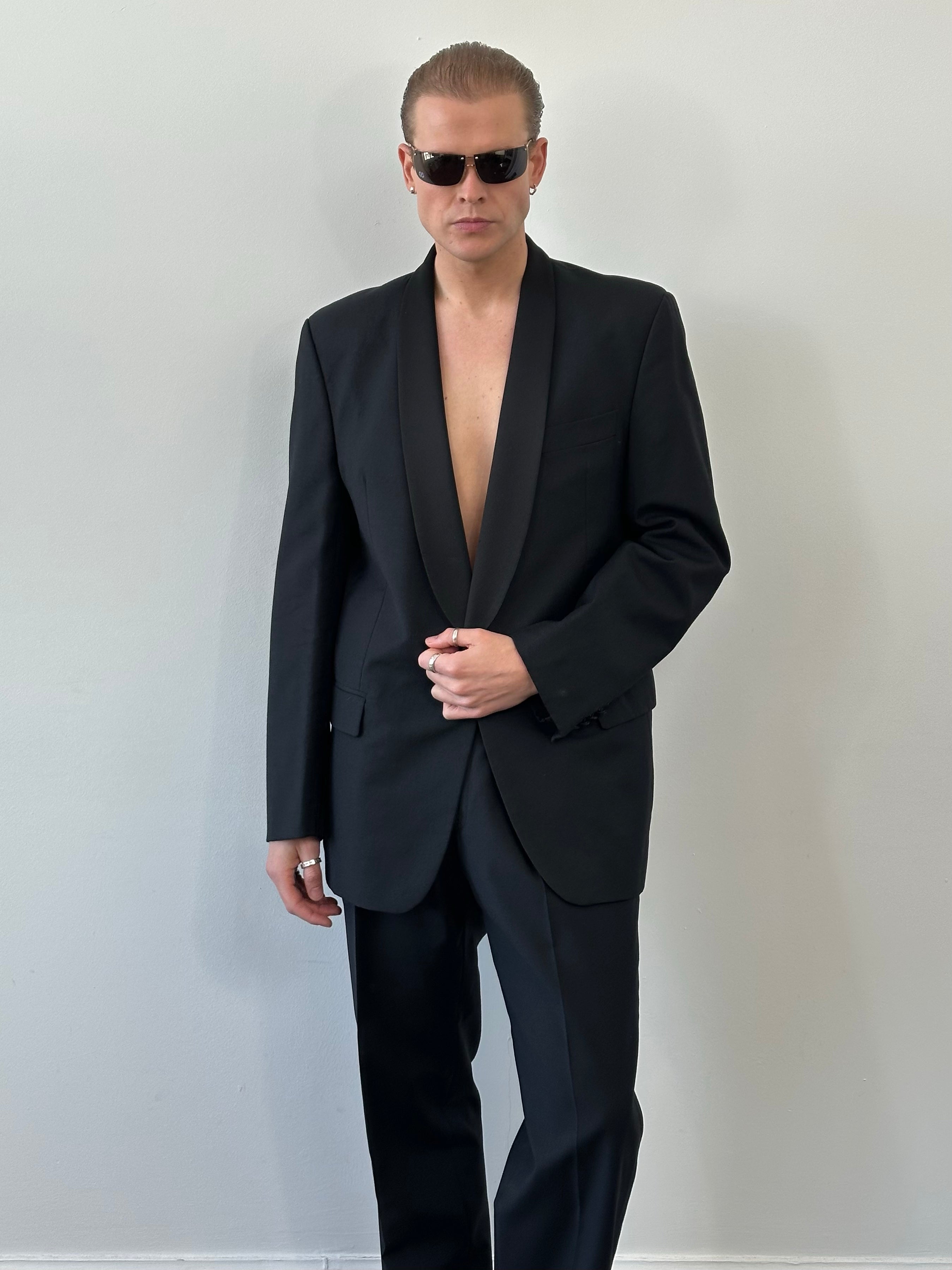 Pierre Cardin 1980s Pure Wool Shawl Tuxedo Suit - 42L/W34