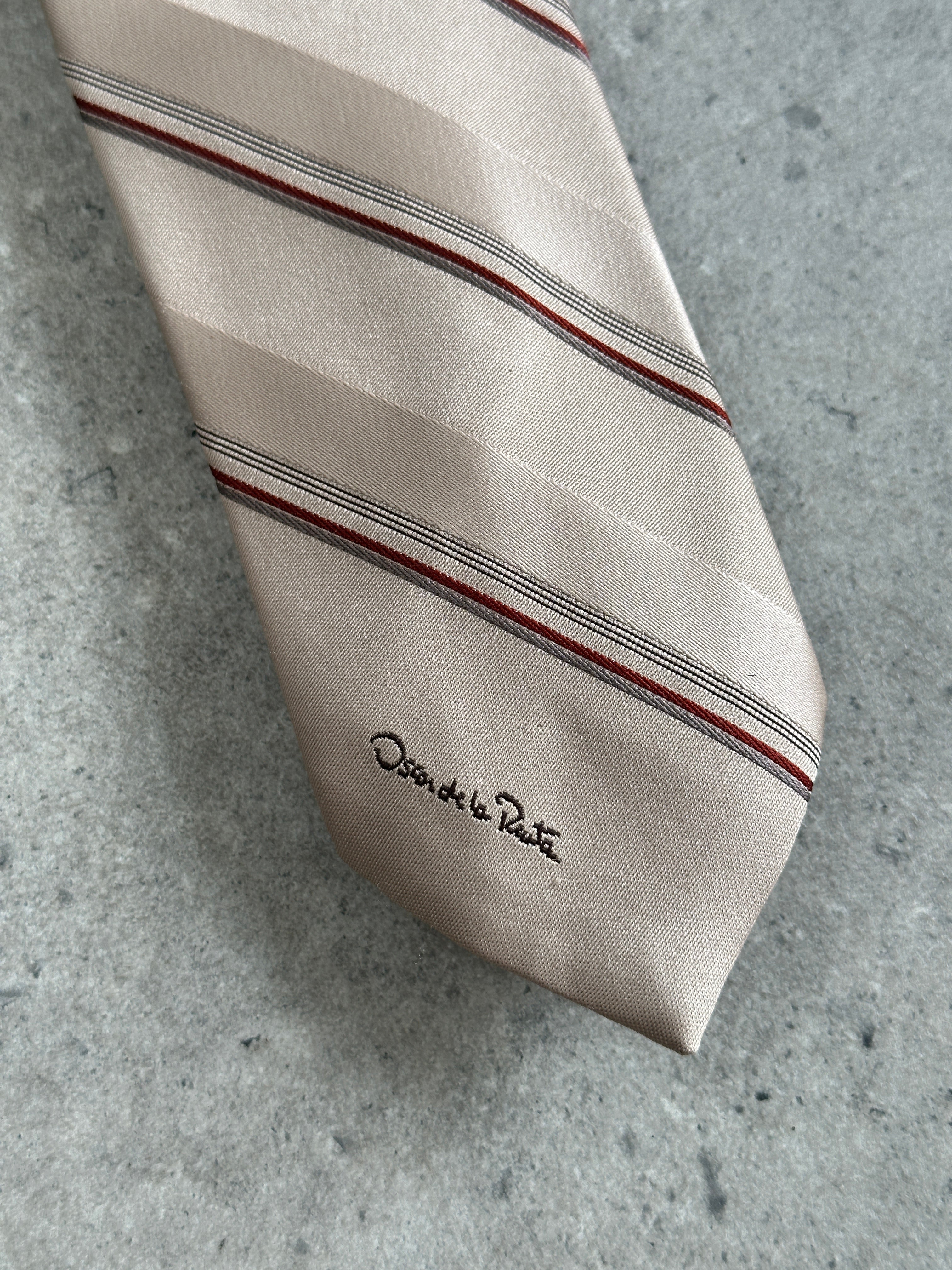 Oscar De La Renta 1990s Striped Tie
