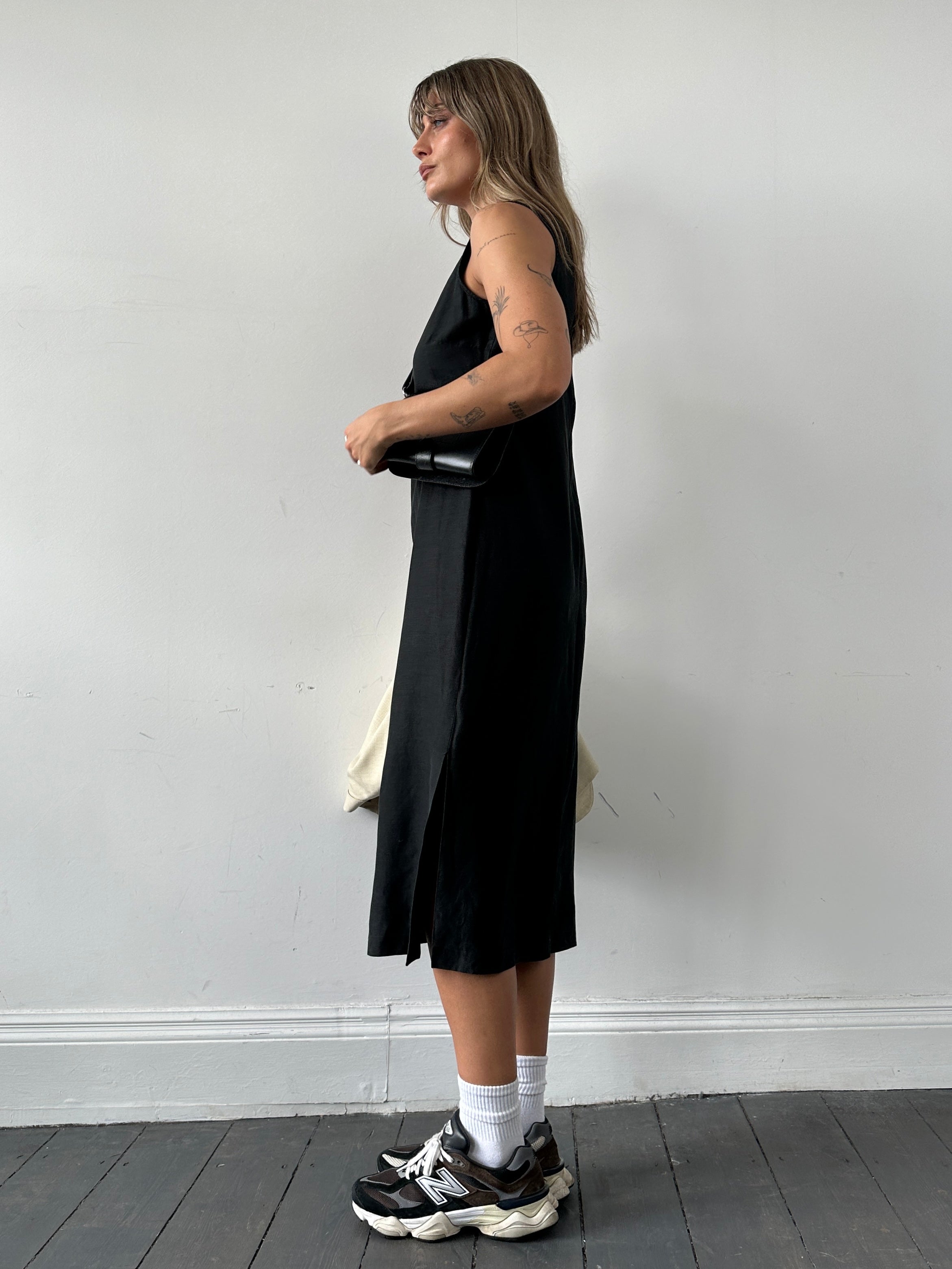 Laura Ashley silk linen midi shift dress in size M, featuring a stylish and comfortable dress with a sleek silhouette.