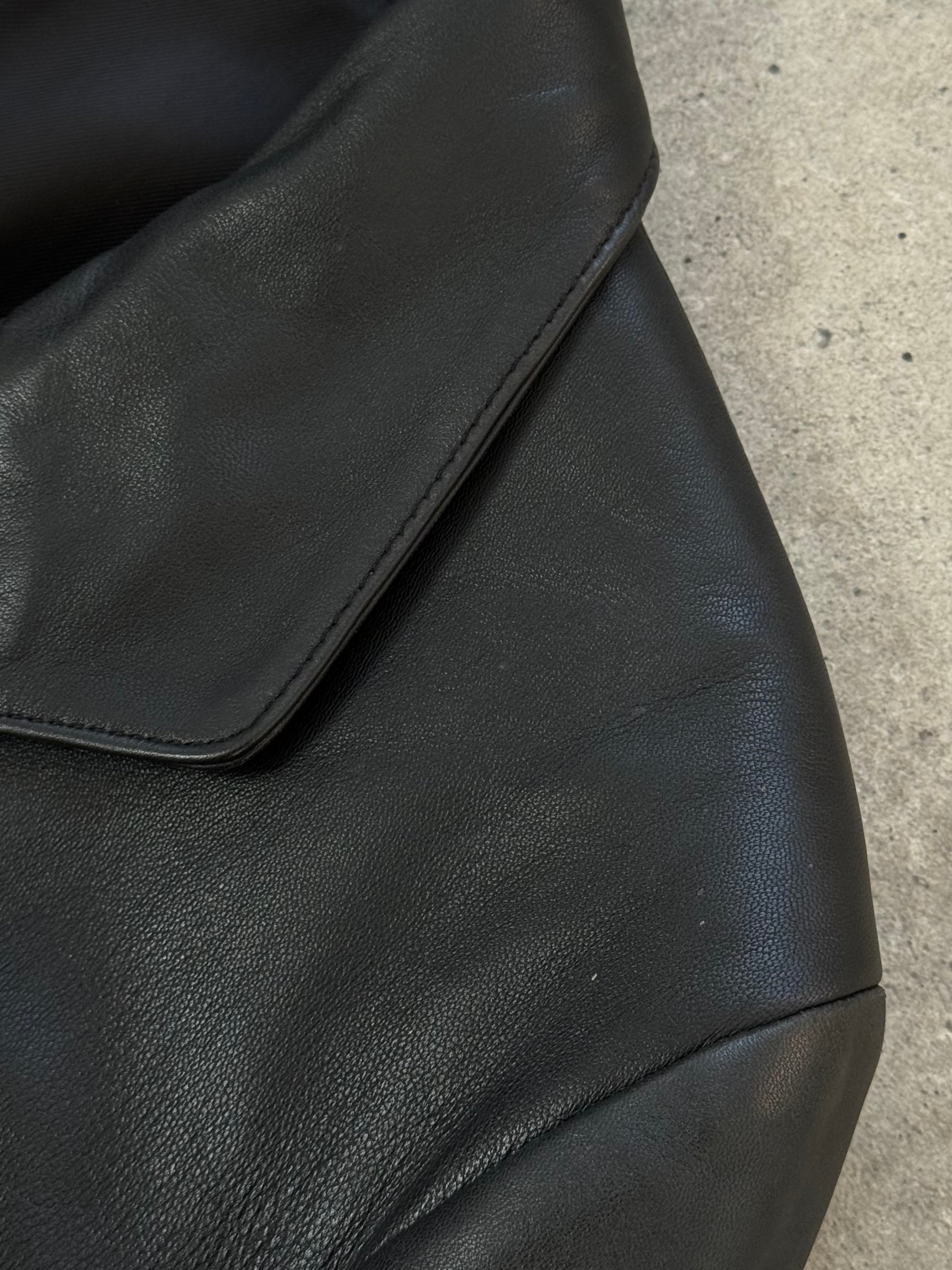St Michael 1990s lambskin smooth leather trench coat in size M, showing the classic design and rich leather texture.