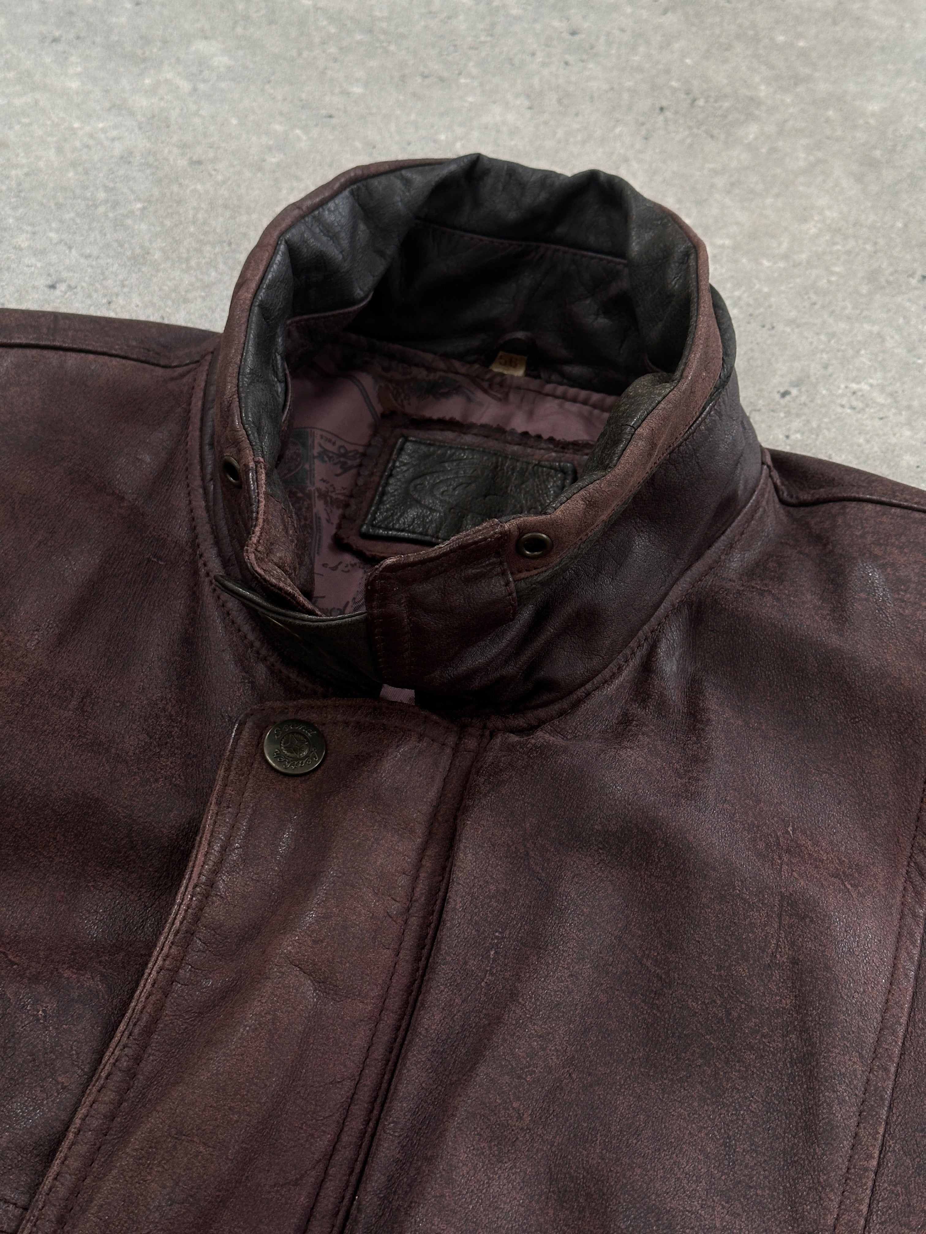 Vintage high neck mottled leather bomber jacket in XL, featuring classic design and textured leather for a stylish look.