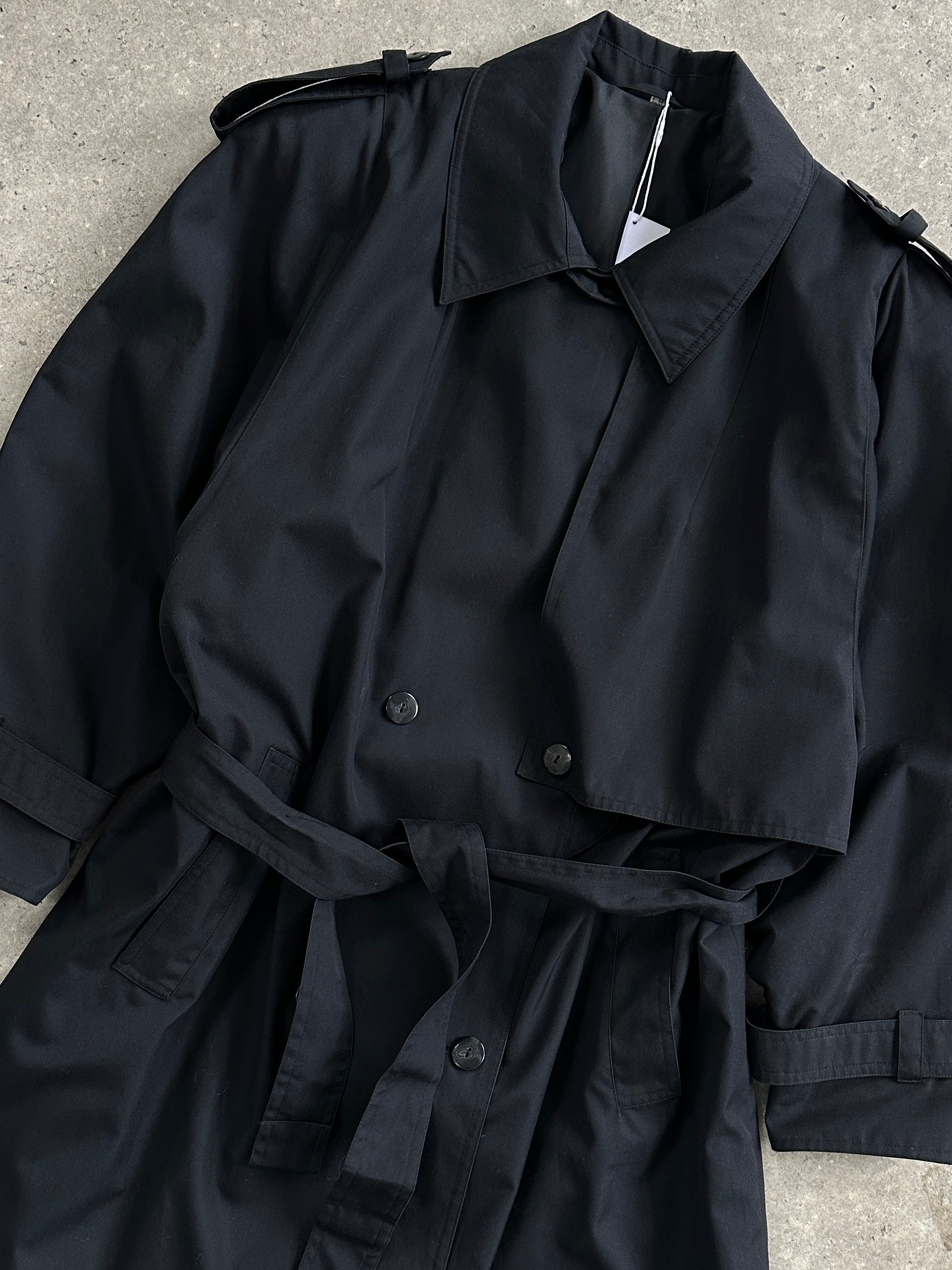 Vintage double-breasted floor-length belted trench coat in XL, classic style with timeless design and tailored fit.