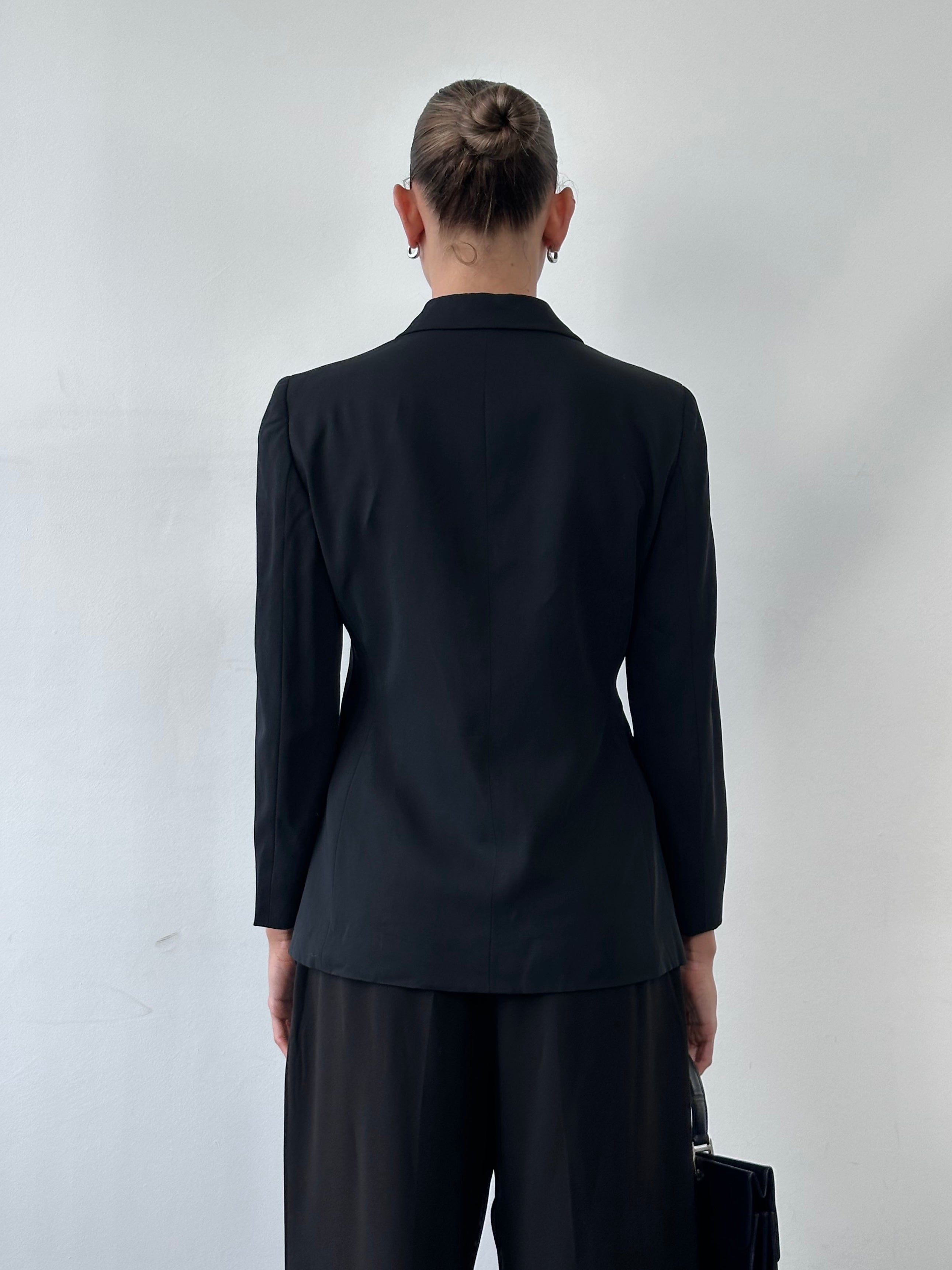 Moschino Cheap & Chic 90s single-breasted blazer, women's fashion blazer, stylish tailored jacket in black.