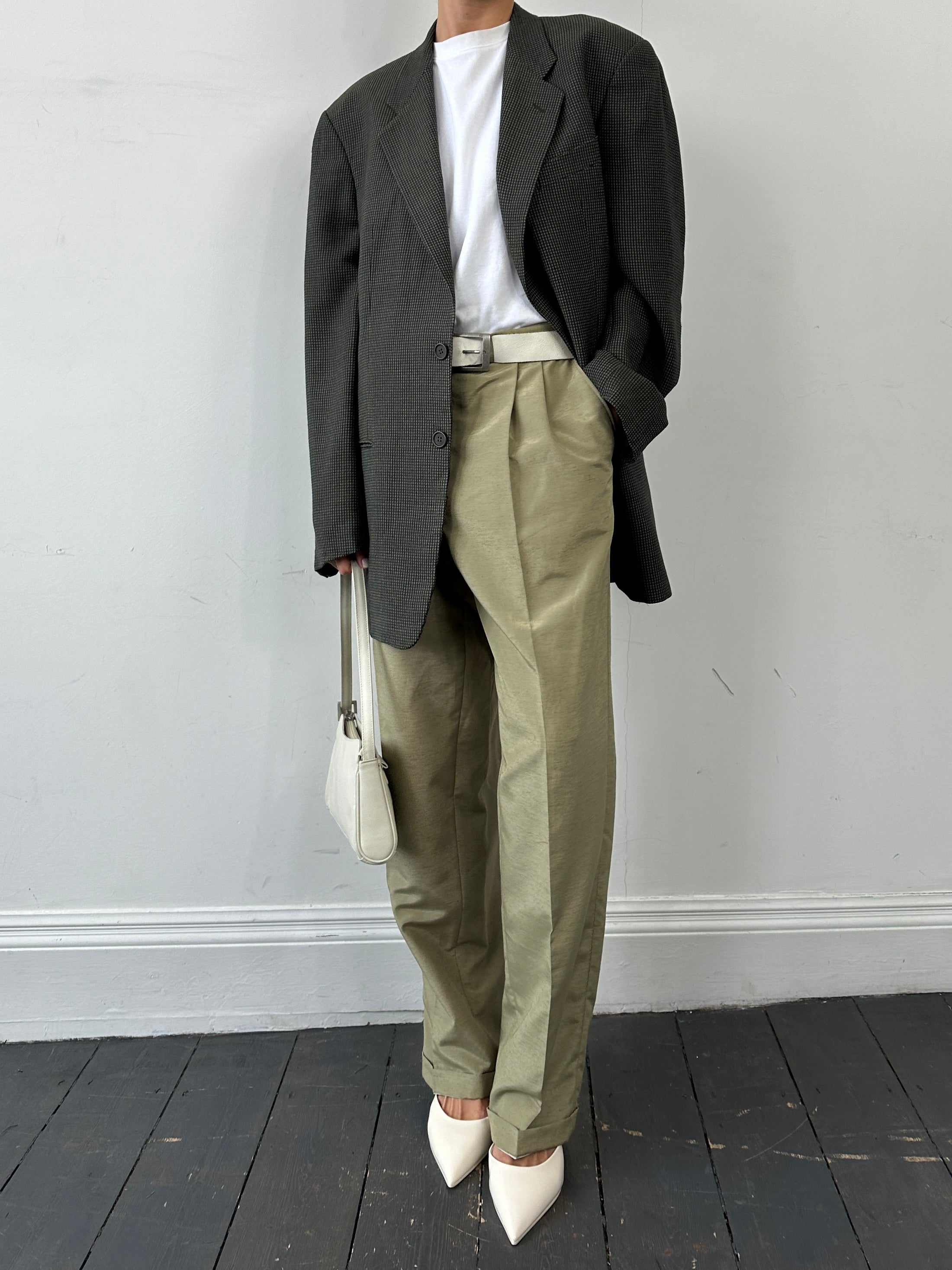 Vintage linen blend satin high-waisted straight-leg pleated tailored trousers with front pockets and belt loops.