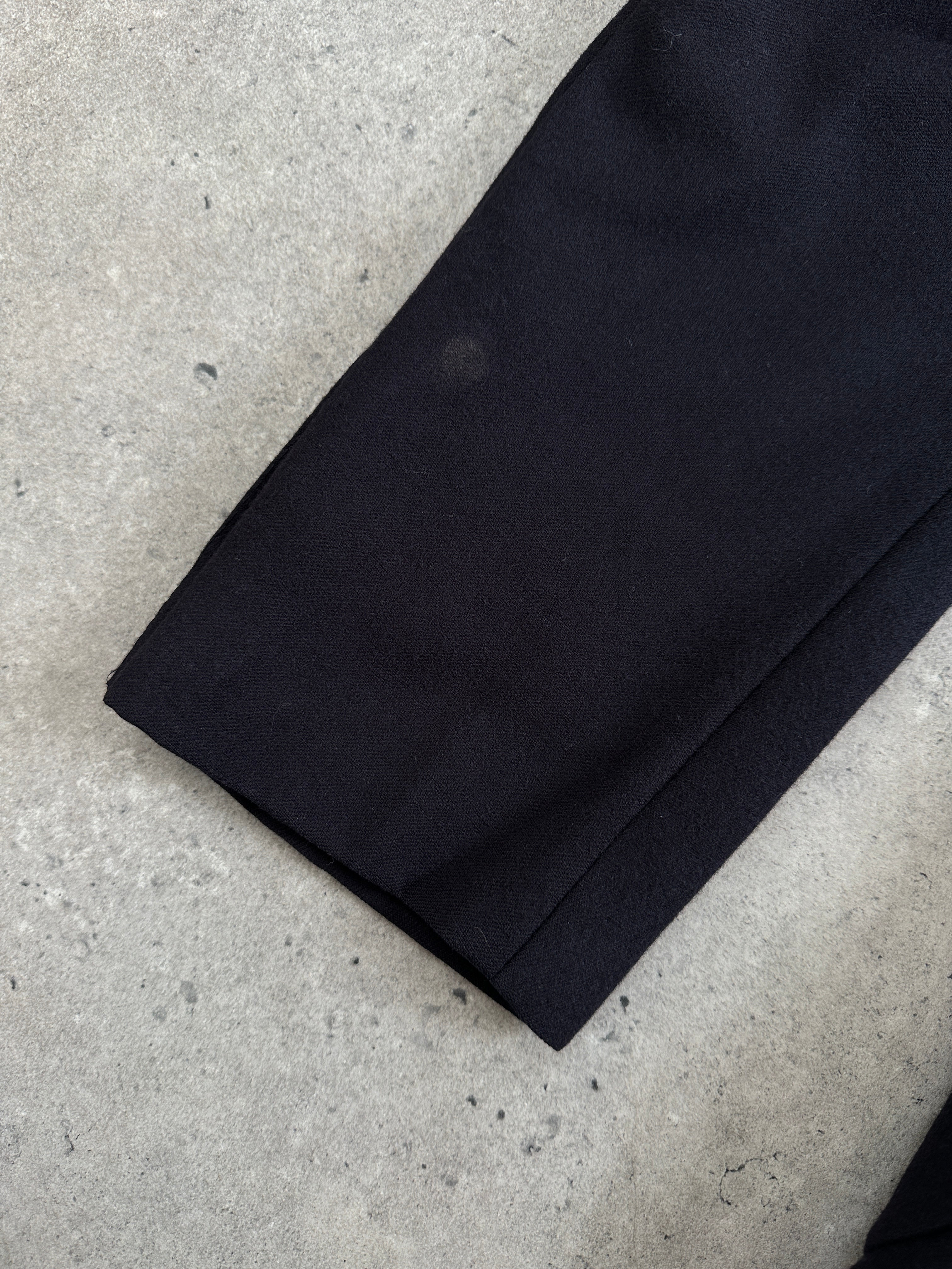 Burberry London high neck Nova check wool blazer in size 38R/M displayed on a mannequin, showcasing classic pattern and tailored fit.