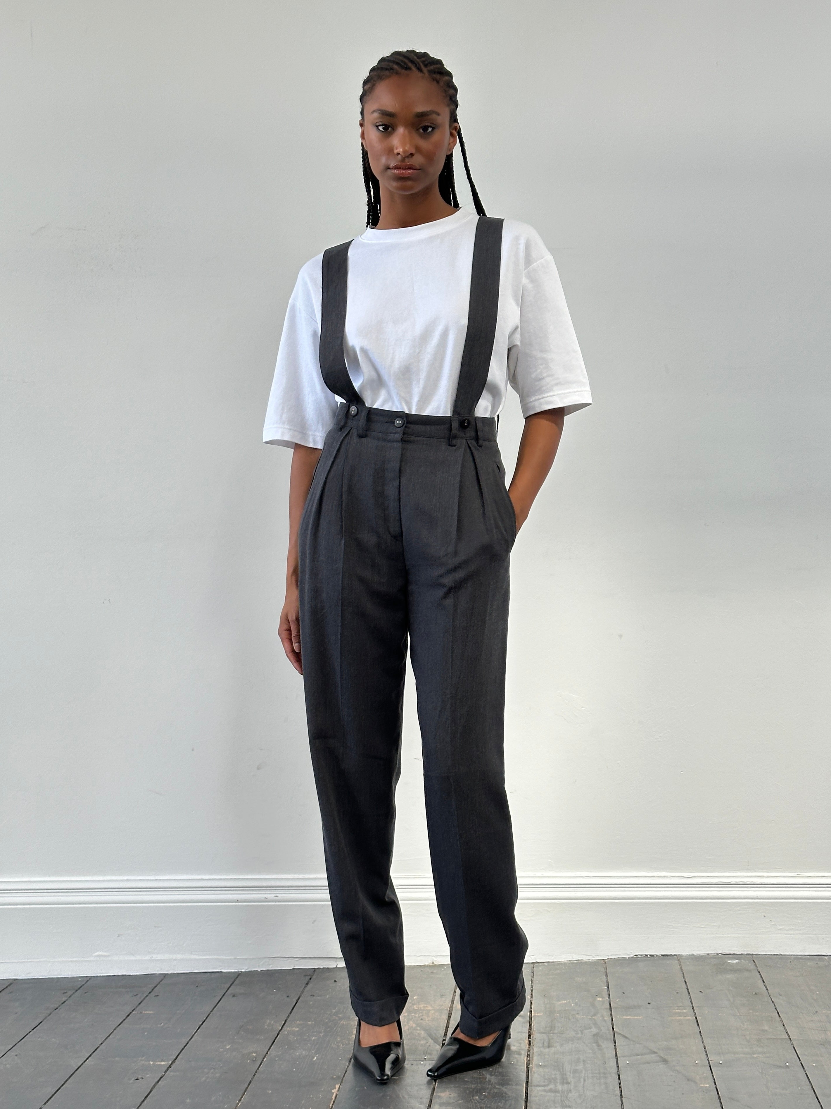 Vintage 1990s pleated tailored trousers with adjustable braces, W26, featuring classic design and high-waisted fit.