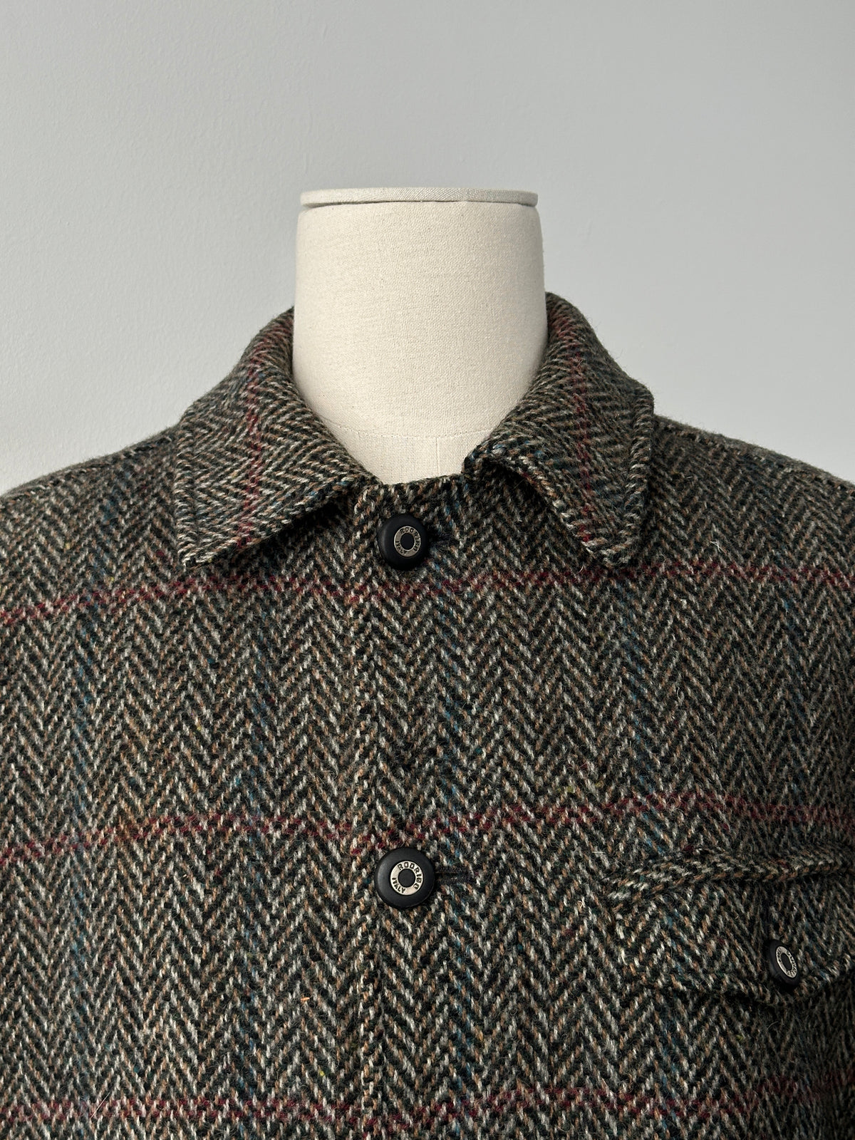 Italian Vintage 1980s Pure Wool Herringbone Coat - L