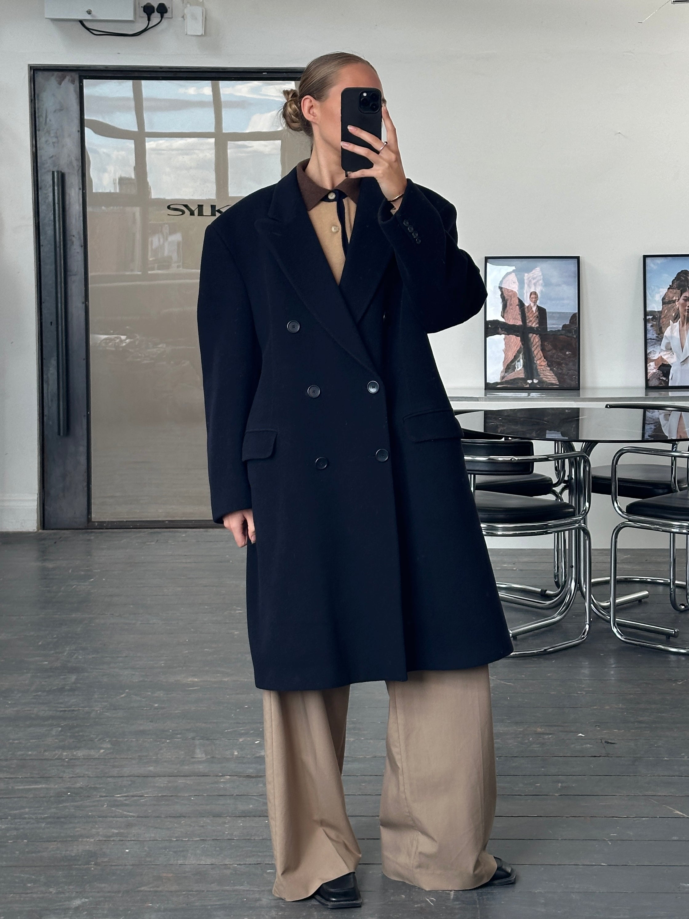 Vintage 1990s wool cashmere double-breasted coat in XXL, classic design with tailored lapels and button details.