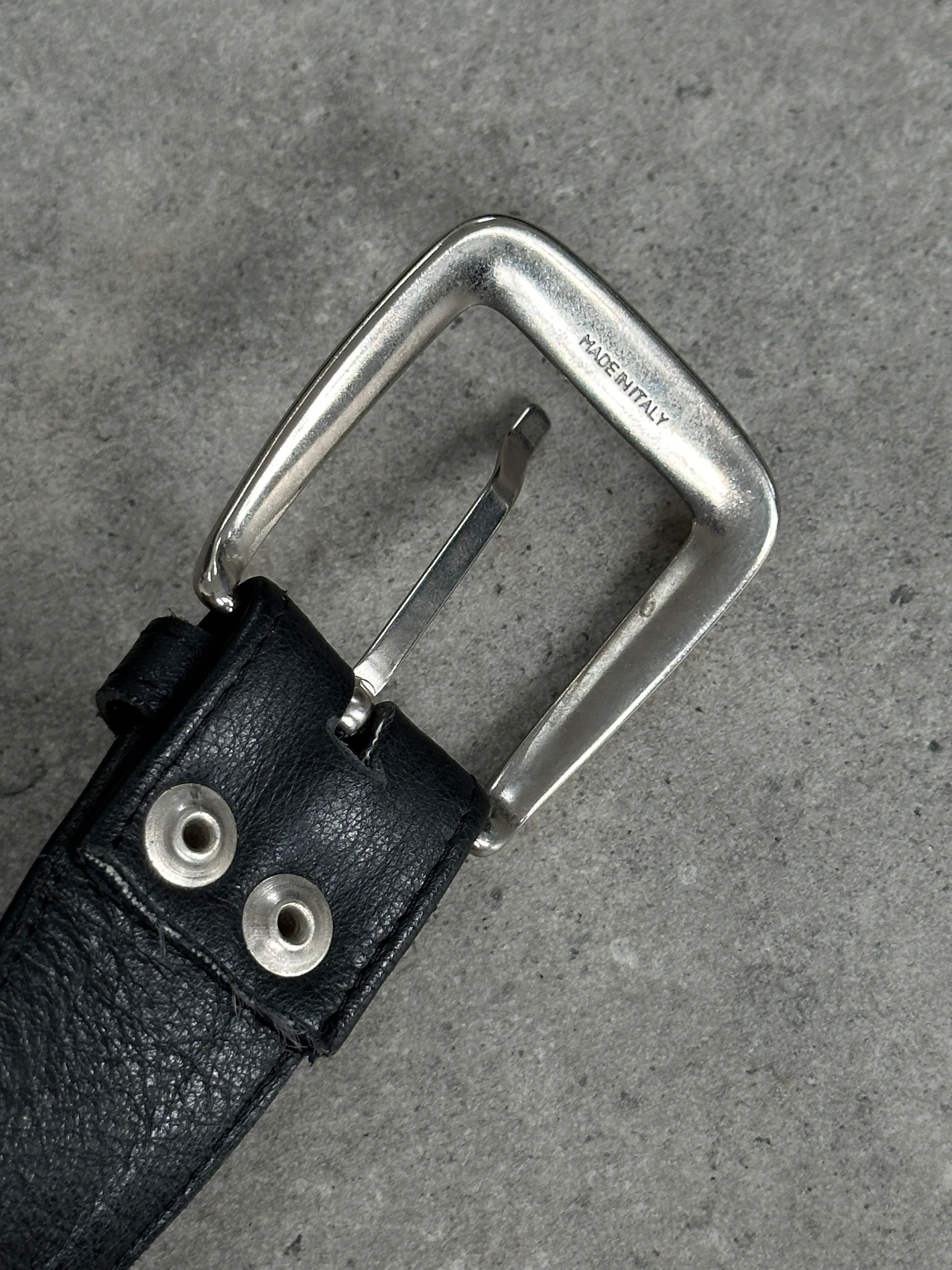 Italian vintage chrome leather belt with adjustable W34-36, featuring classic metal buckle and aged leather finish.