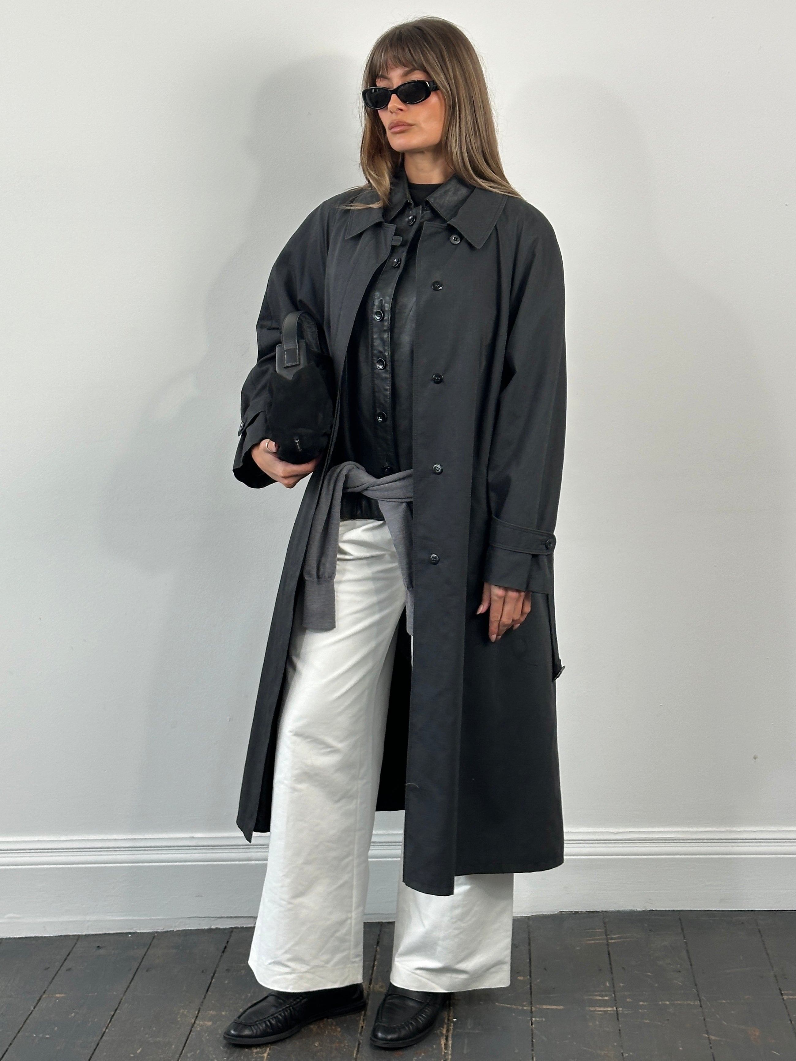 Jil Sander AW23 pure cotton wide-leg trousers in size W28, showcasing their relaxed fit and clean, minimalist design.