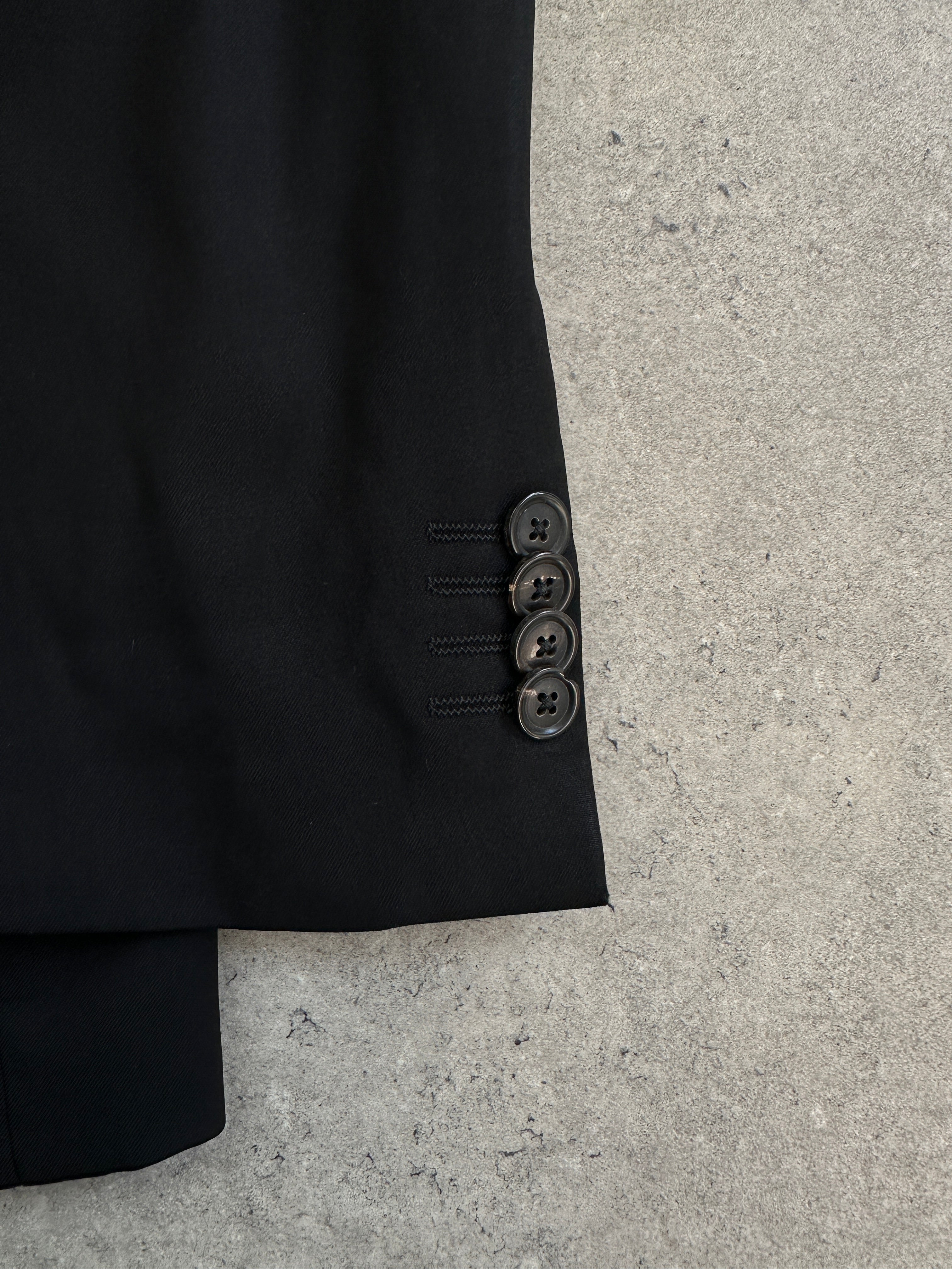 Loro Piana Rene Lezard 1990s pure wool single-breasted blazer in size 44L/XXL, shown on a hanger with detailed fabric texture.
