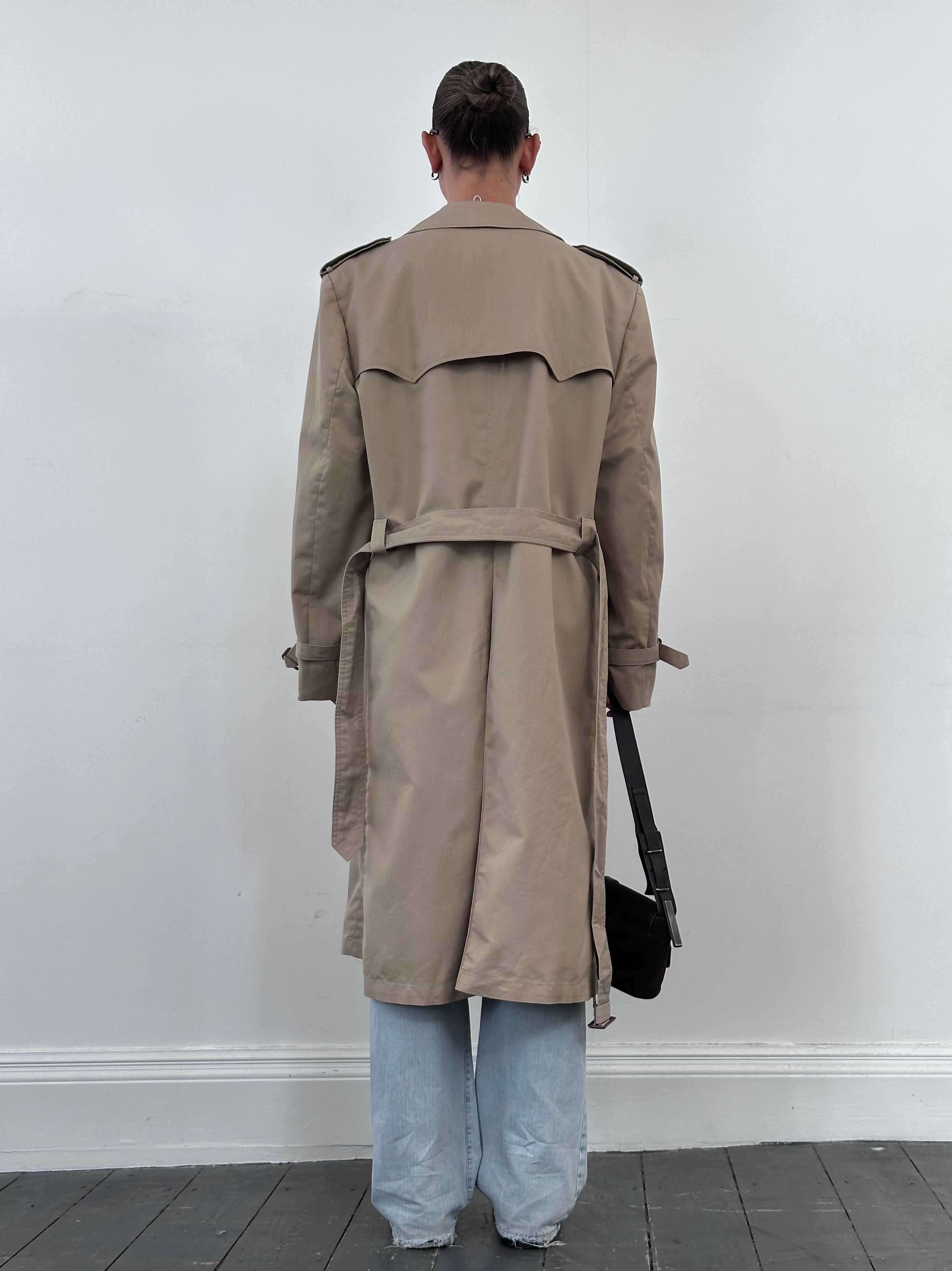 Christian Dior Monsieur cotton double-breasted belted trench coat in XL, beige color, featuring classic design details.