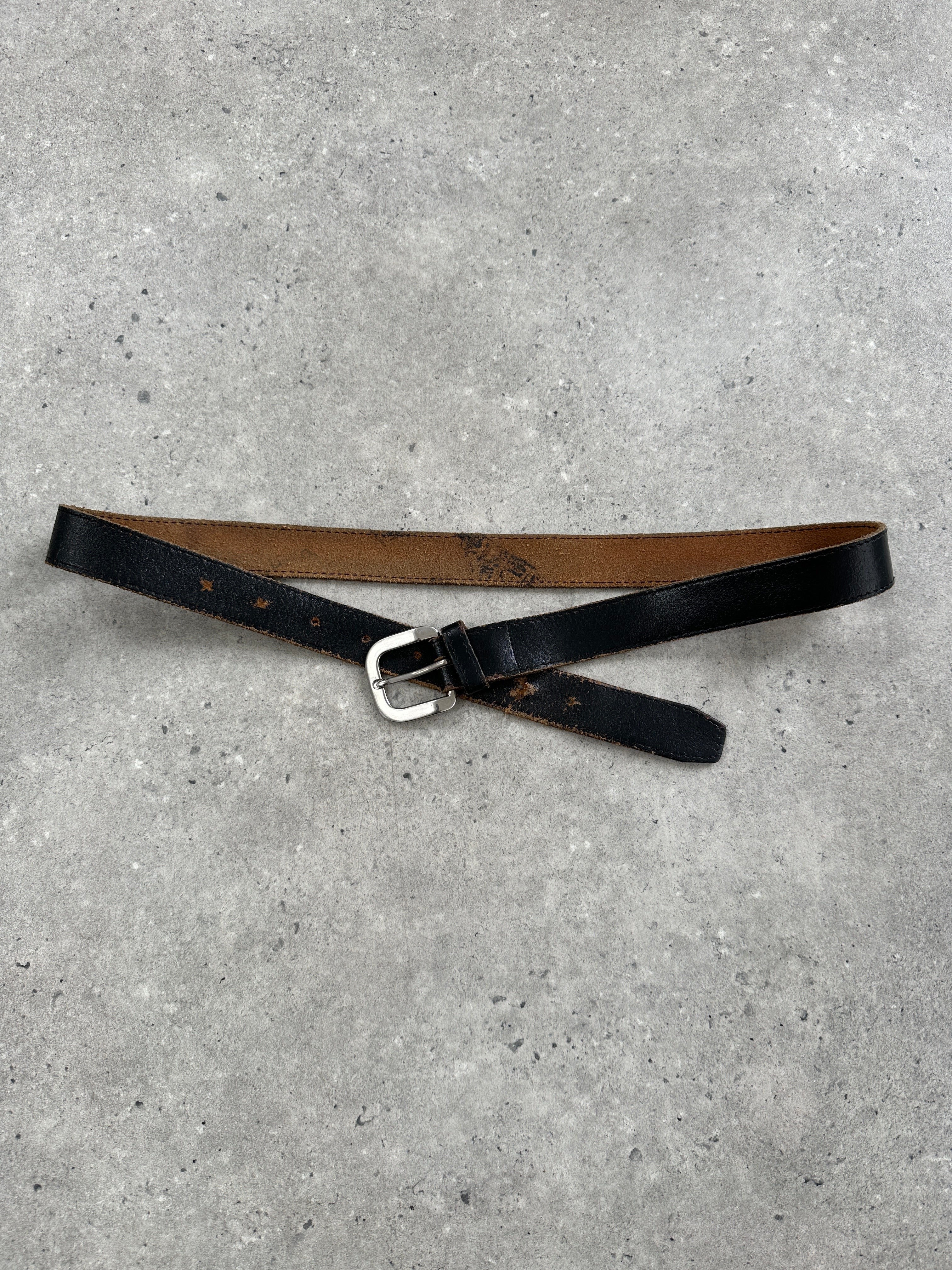 Vintage 1980s chrome distressed leather belt with vintage branding, W30-38, showcasing aged metal buckle and worn leather details.