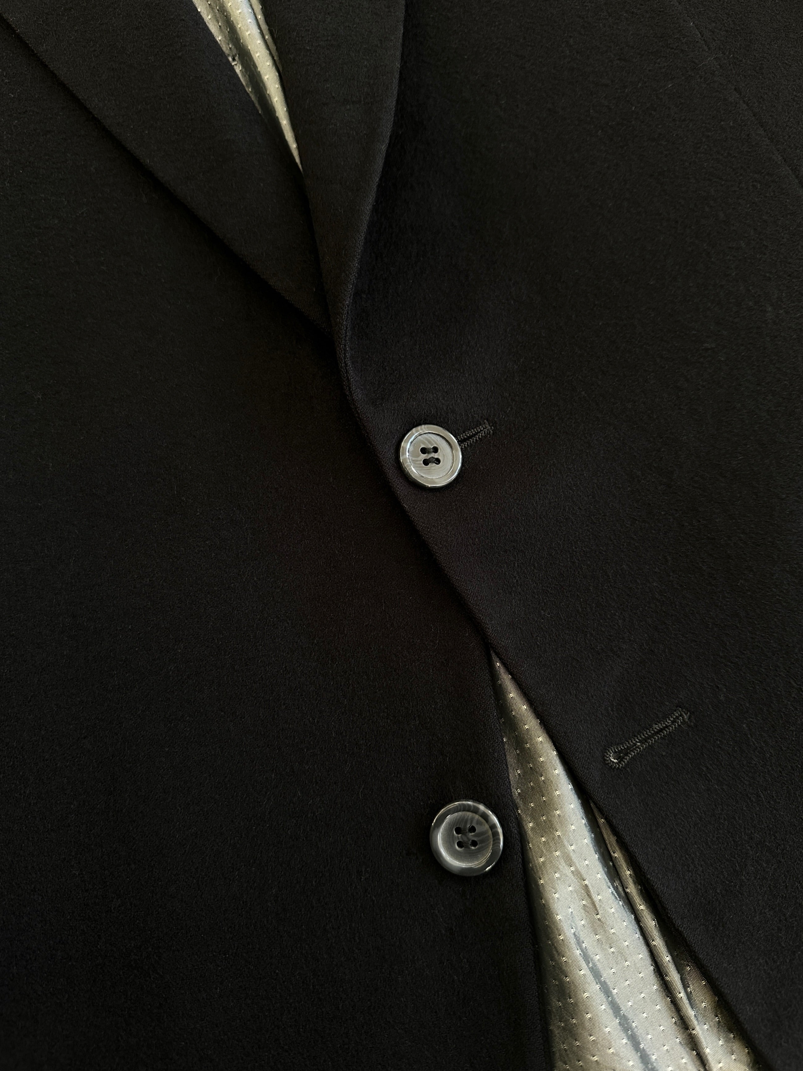Pal Zileri x Loro Piana 1990s pure wool single-breasted blazer in size 44R/XL, showing the classic tailored fit and beige color.