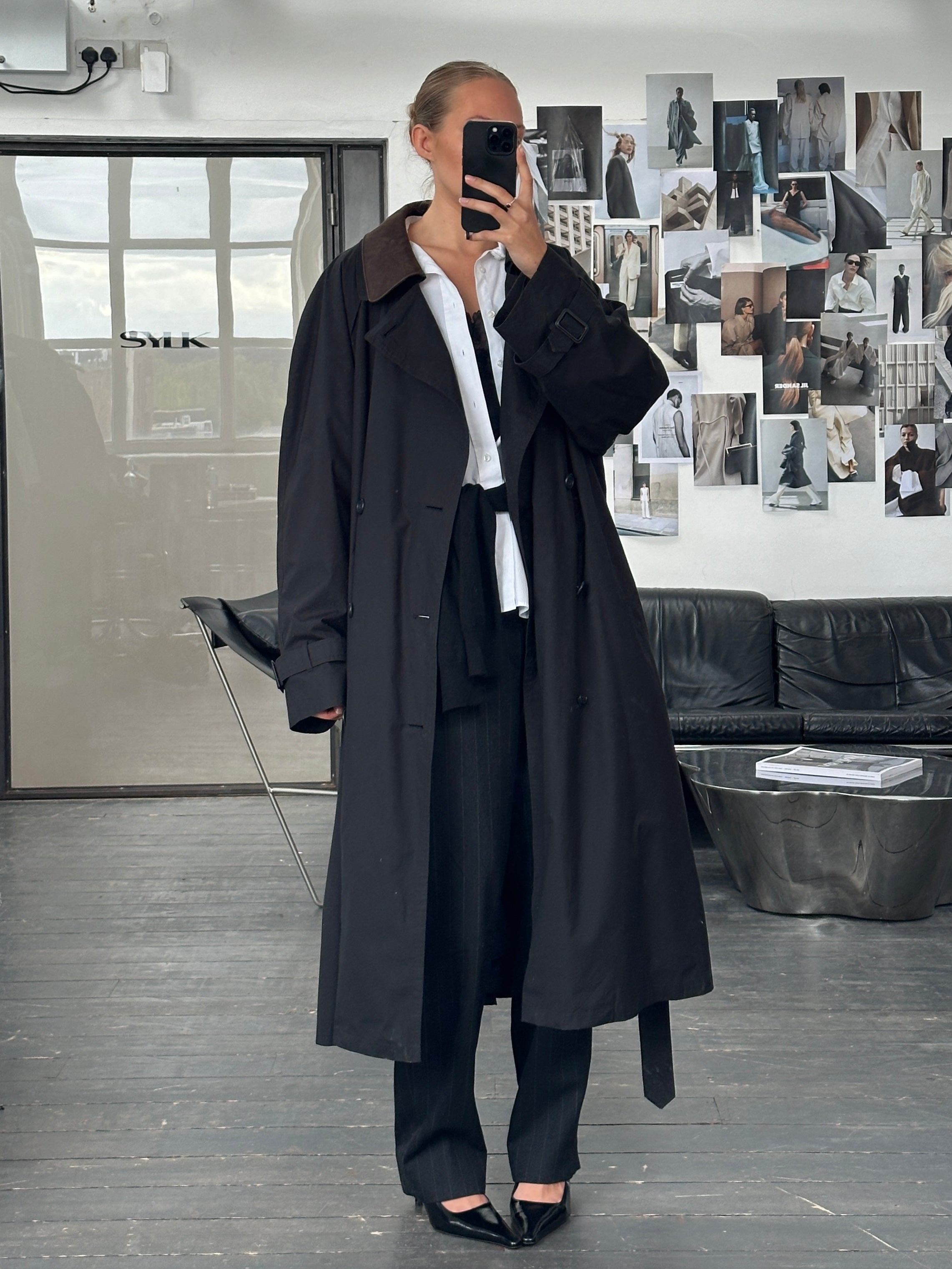 London Fog 1990s Leather Collar Belted Trench Coat - XXL - SYLK