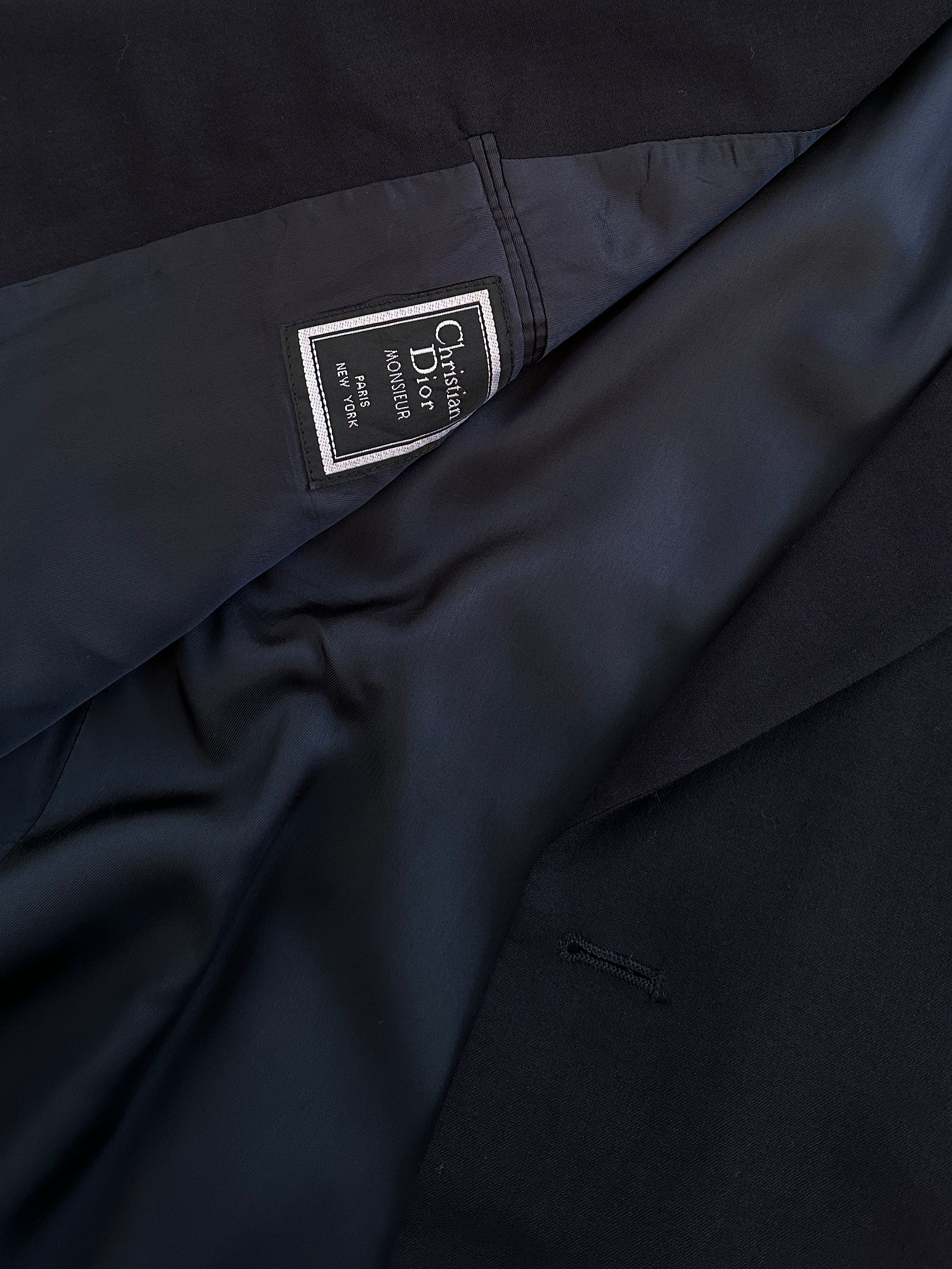 Christian Dior Monsieur 1980s pure wool single-breasted blazer, size 42S/L, stylish vintage men's blazer with classic tailoring.