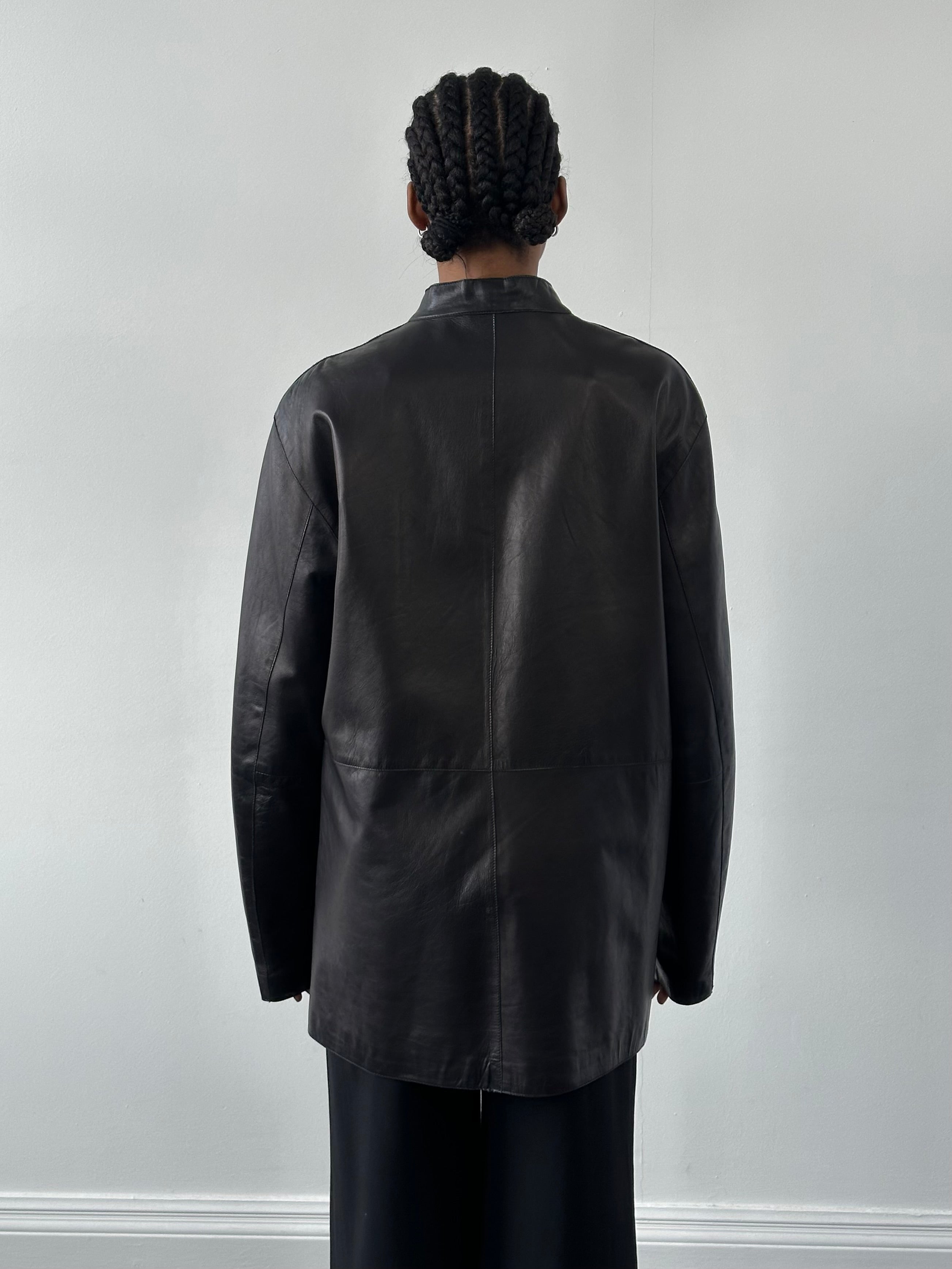 Emporio Armani 2000s double zip leather jacket in XL, black leather with silver zippers, featuring stylish design and classic fit.
