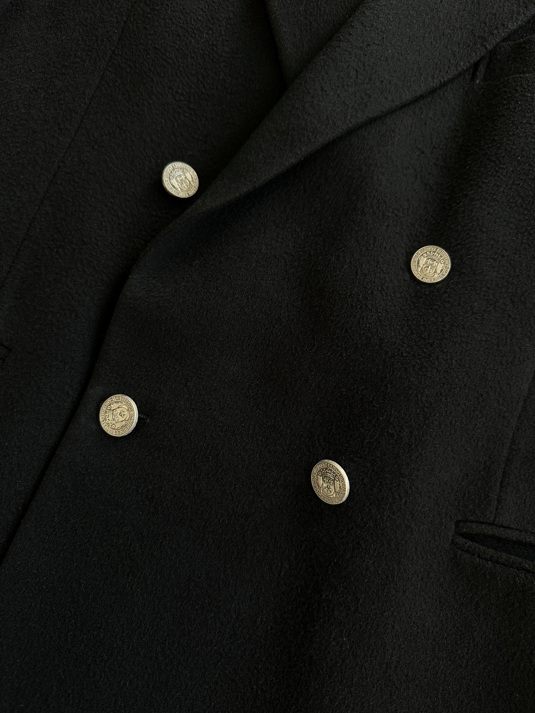 Vintage Italian vintage brushed wool cashmere double-breasted blazer in size 44R/XL, featuring classic tailoring and textured fabric.