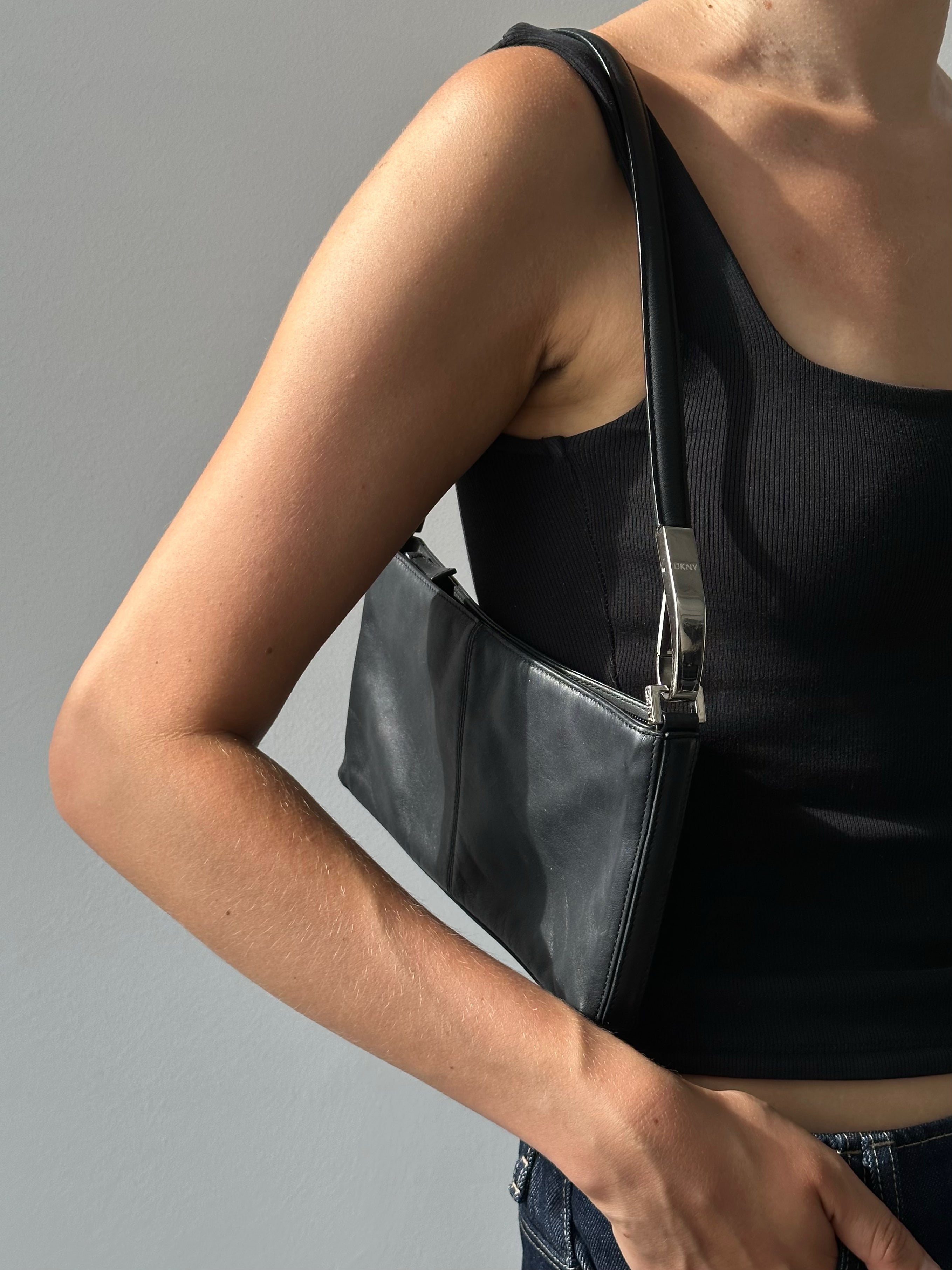 DKNY 2000s Leather Shoulder Bag