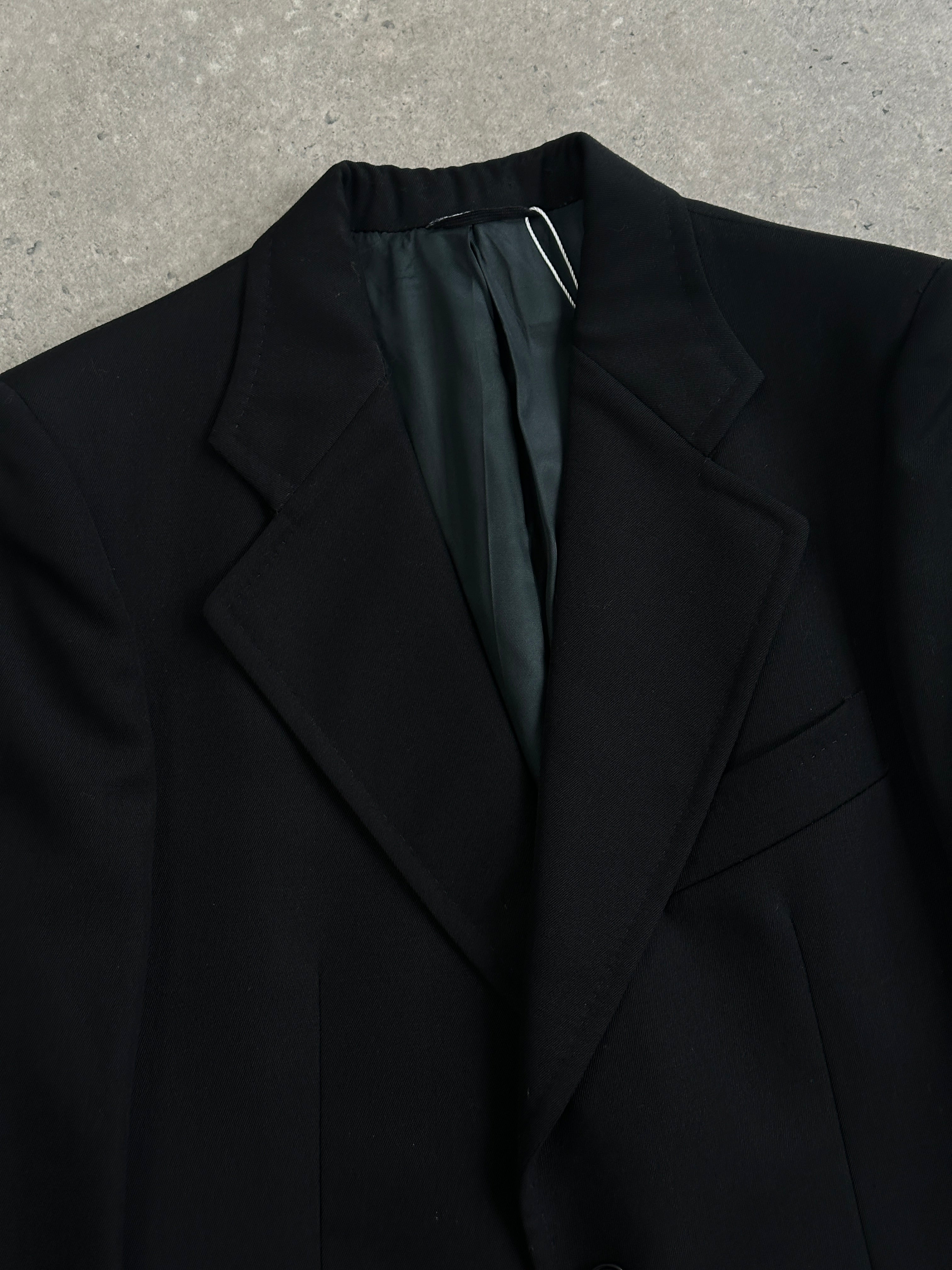 Vintage Italian vintage pure wool single-breasted blazer in size S, tailored with classic lapels and a fitted silhouette.