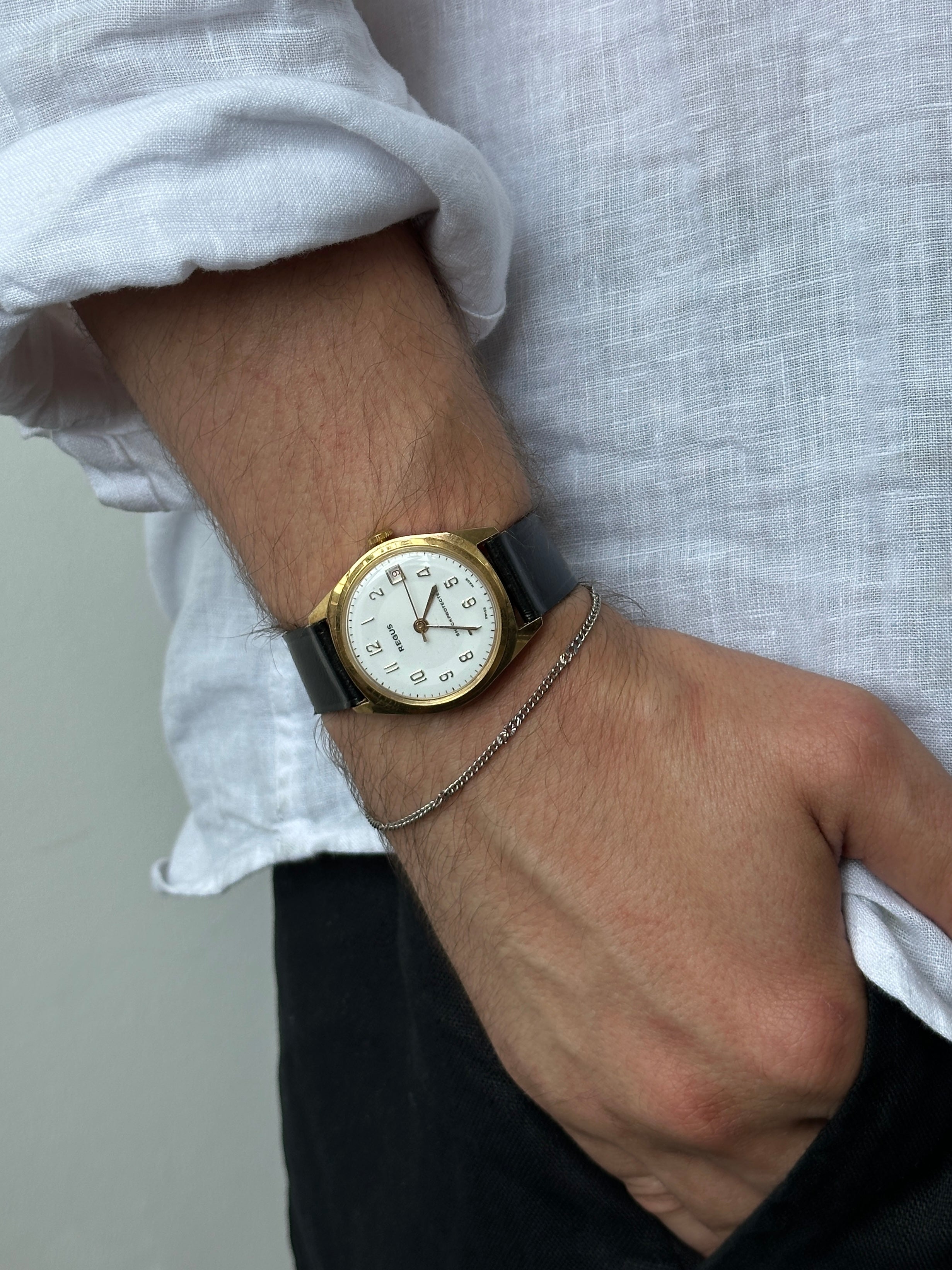 Vintage 1980s Swiss Made Mechanical Leather Watch