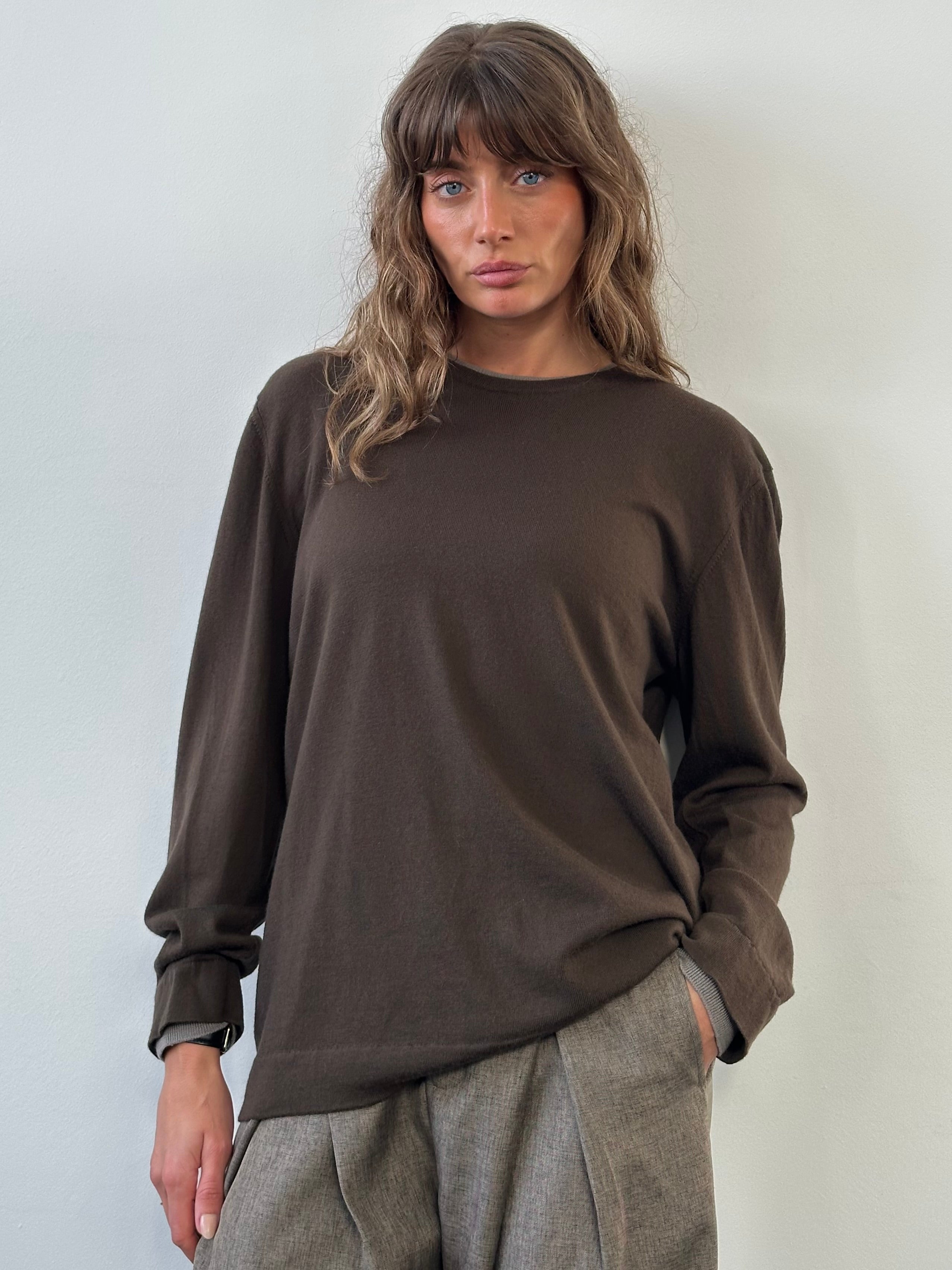 Armani Collezioni 2000s pure wool layered knit jumper in size M/L, featuring a textured, cozy design and classic style.