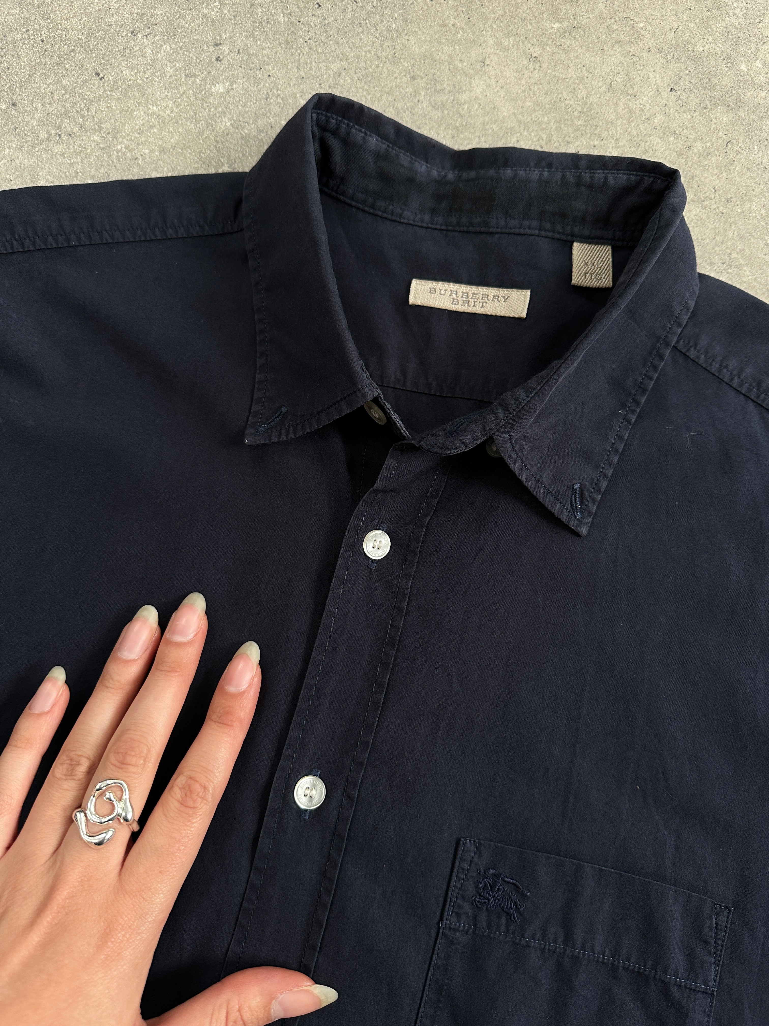 Burberry Brit pure cotton logo shirt in XL, featuring a classic design with the Burberry logo on a white cotton shirt.