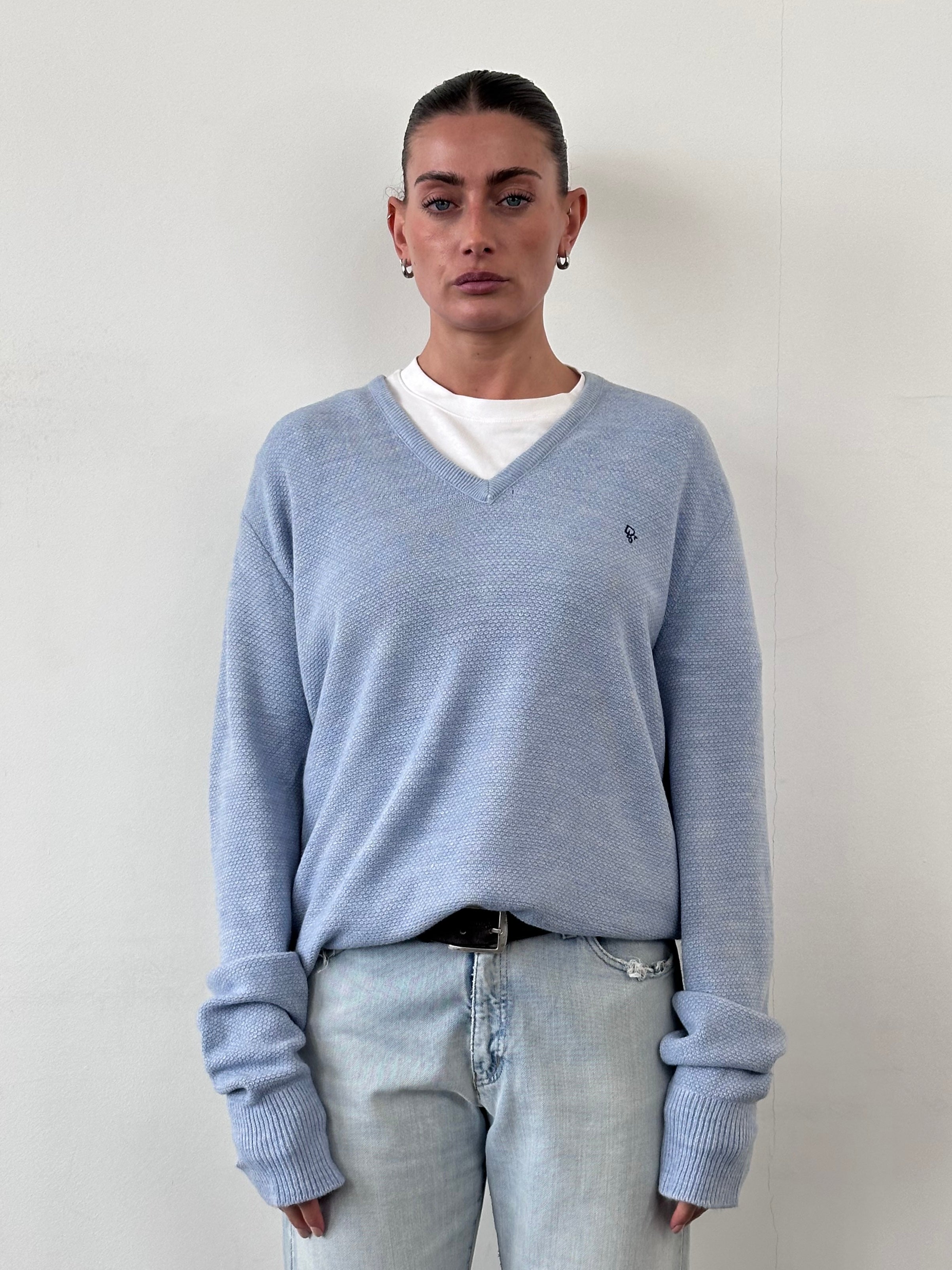 Christian Dior Monsieur V-neck logo knitted jumper in size L/XL, featuring a stylish V-neck design and Dior branding.