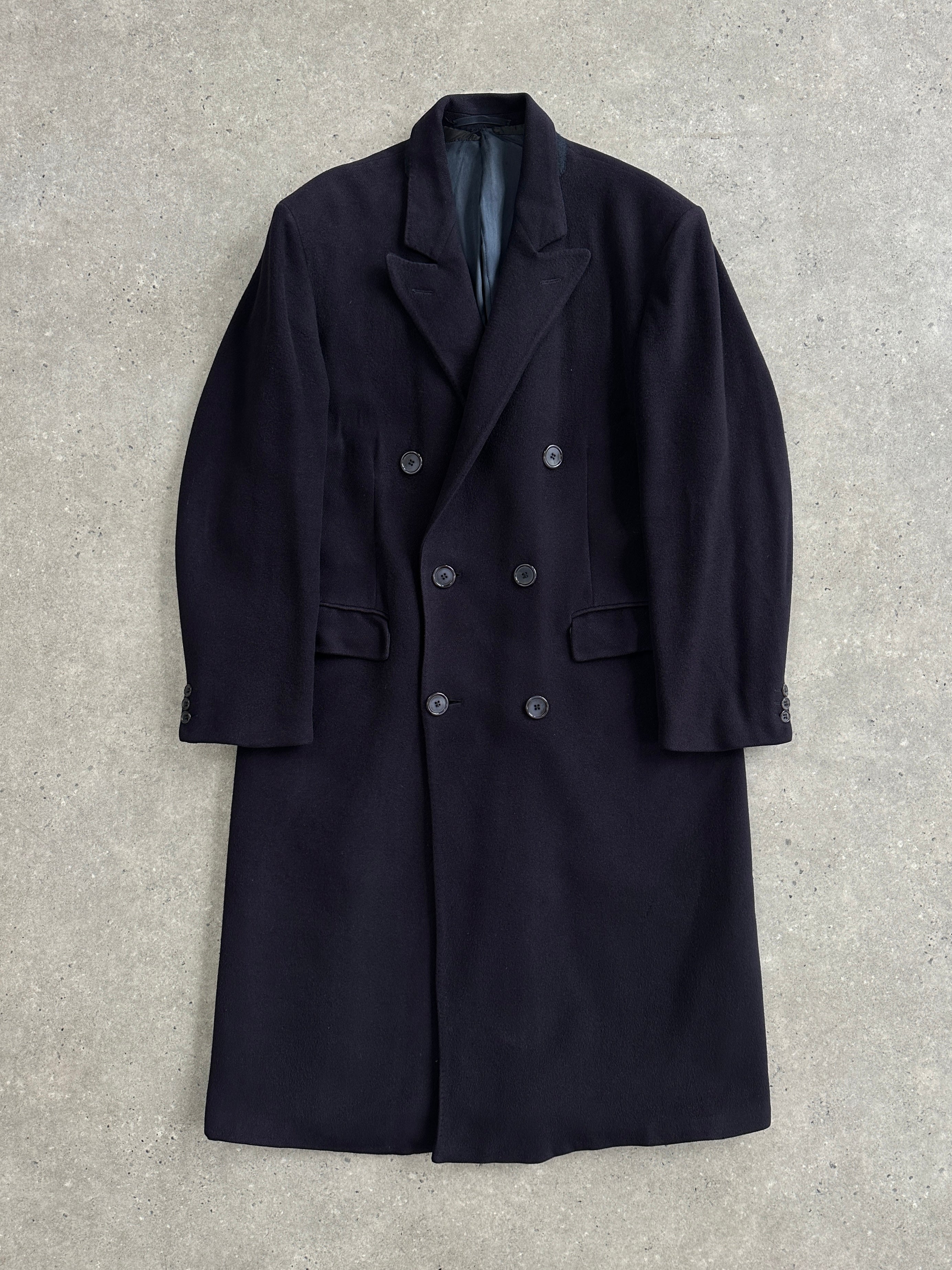 Vintage Harrods x Berwin & Berwin 1980s pure cashmere double-breasted coat in XL, showcasing classic tailored style and rich fabric.