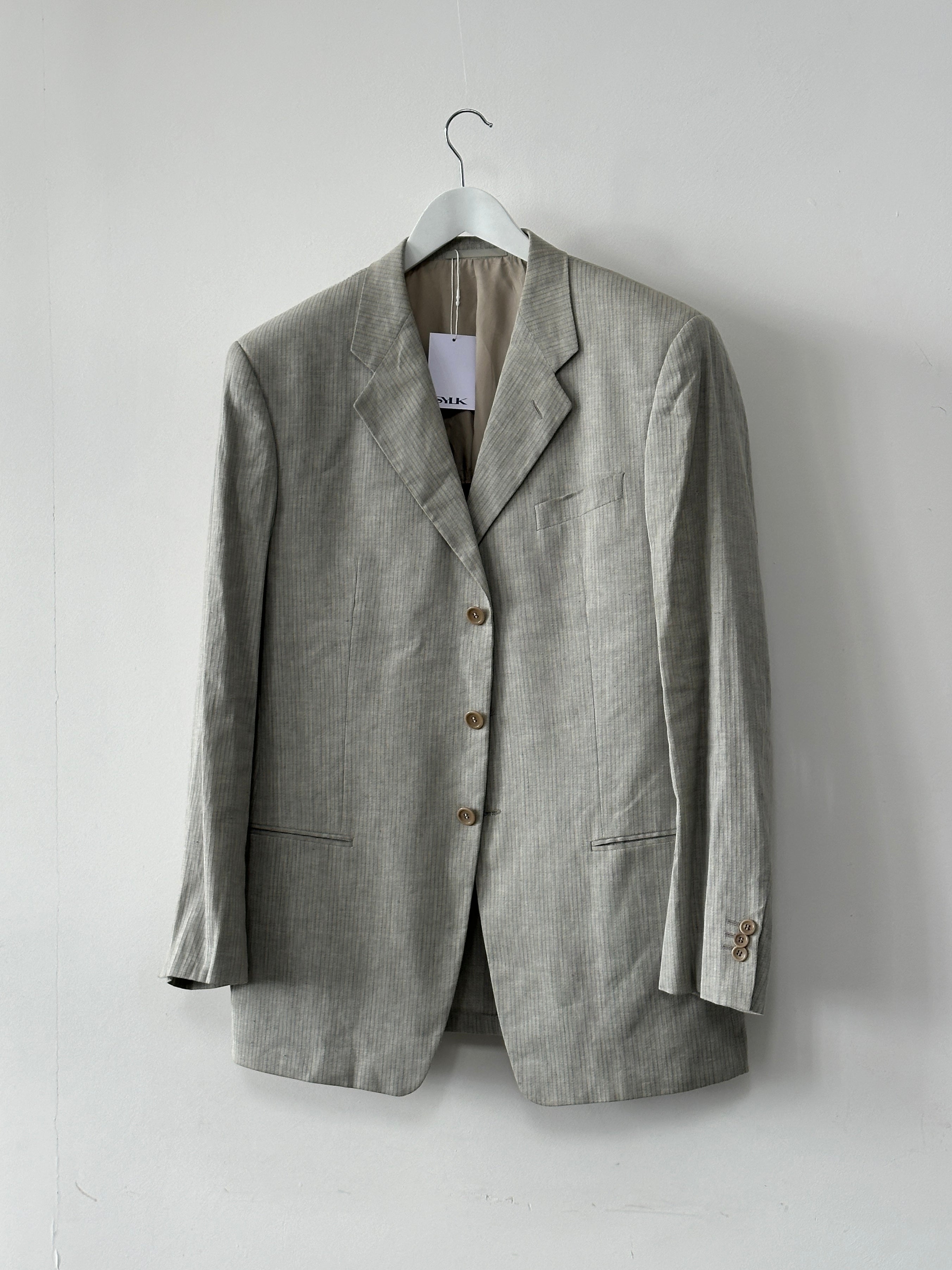Armani Collezioni striped linen cotton relaxed blazer in size 42R/XL, showing the tailored fit and stylish striped pattern.