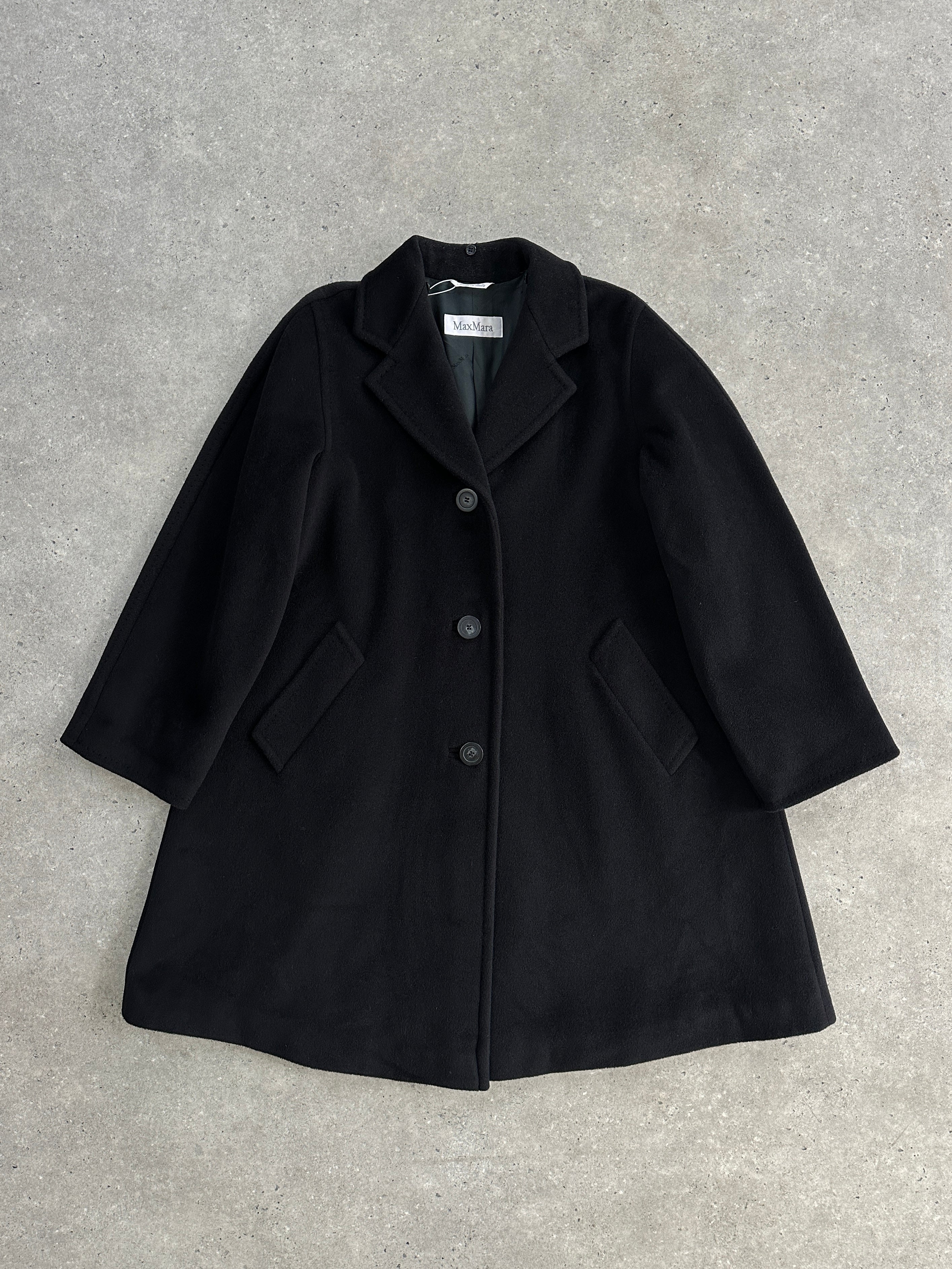 Max Mara wool and cashmere A-line coat in XL/XXL, shown in a classic design with a tailored fit and elegant collar detail.