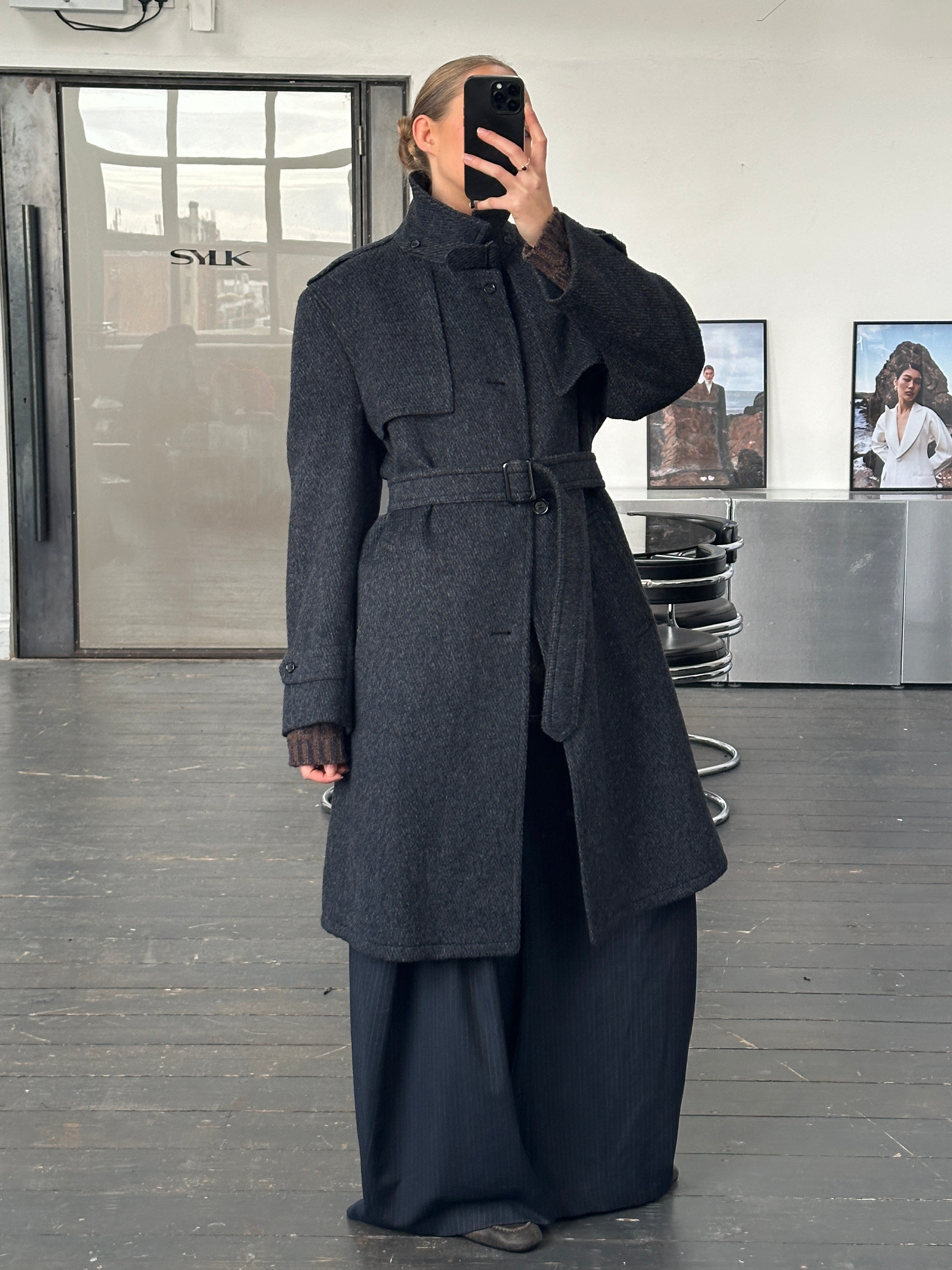 Vintage 1990s pure brushed wool high neck belted coat in XL, stylish and warm vintage coat with a high collar and belt detail.