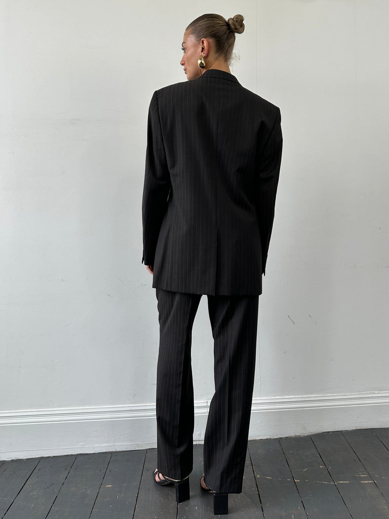 Yves Saint Laurent Pinstripe Pure Wool Single Breasted Suit - 40R/W32 - SYLK