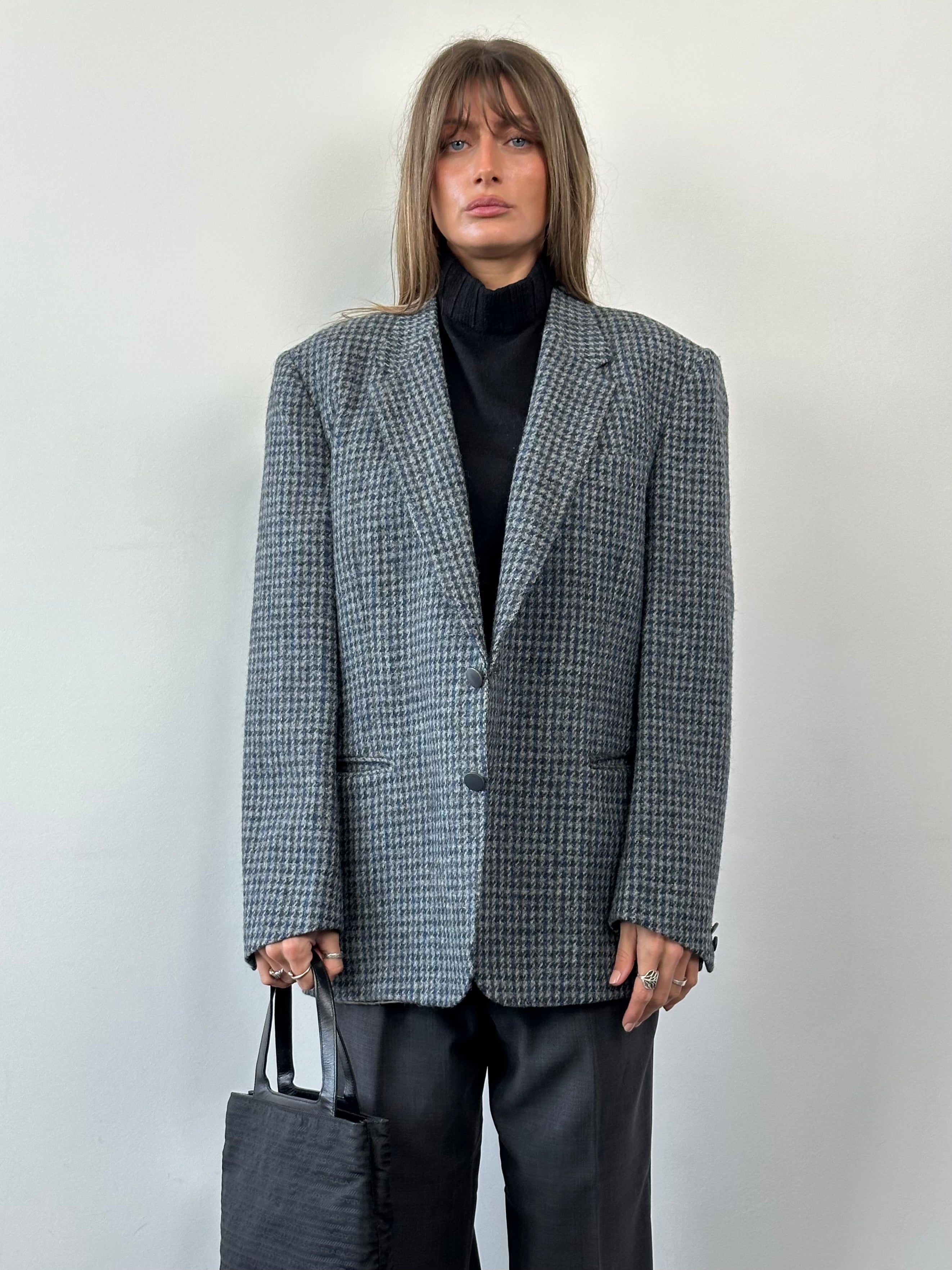 Harris Tweed pure brushed wool check blazer in XL size, single-breasted men's blazer with classic pattern and tailored fit.