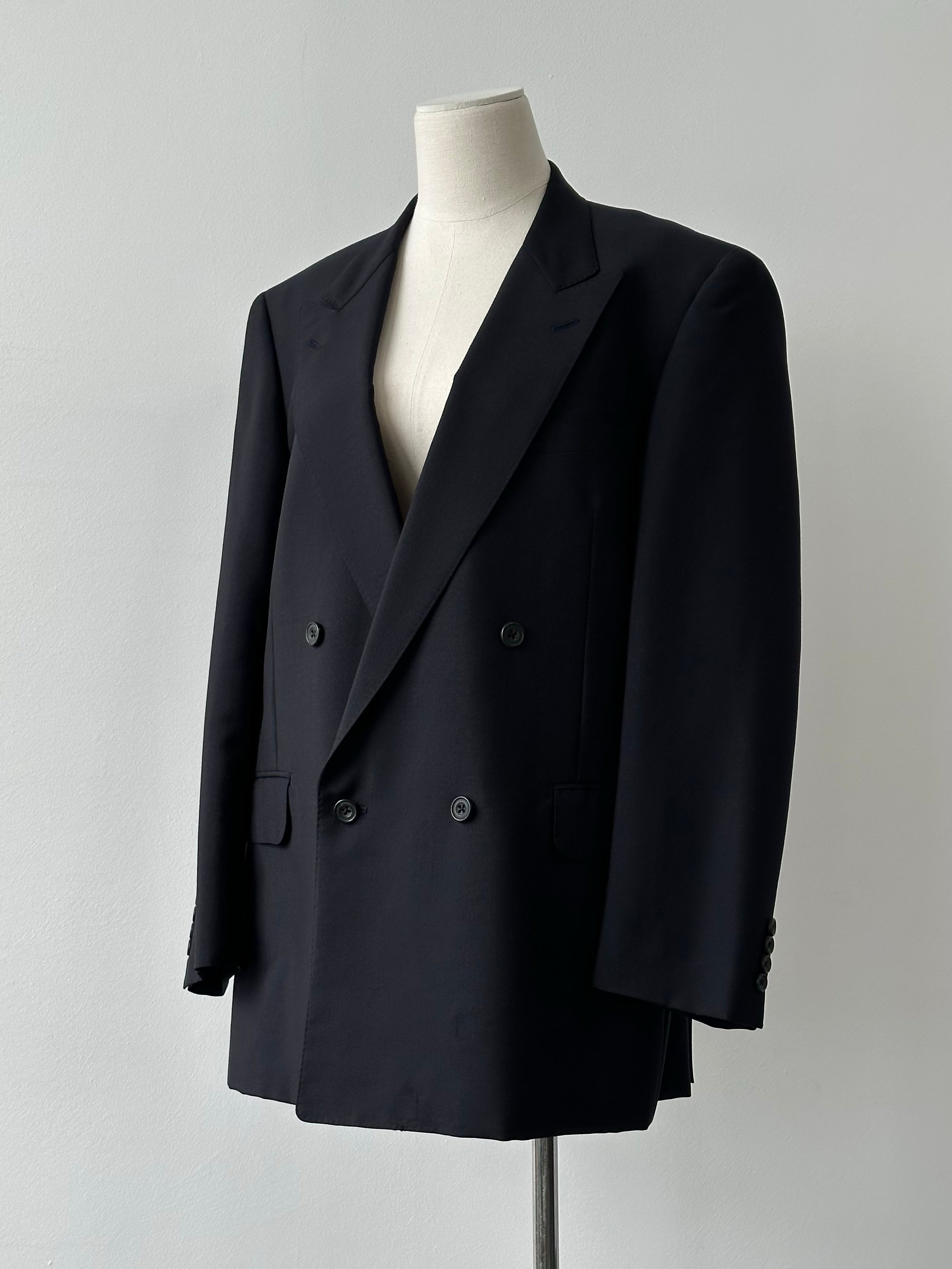 Burberry 1990s wool mohair double-breasted blazer in beige, L/XL, featuring classic tailored fit and vintage style.