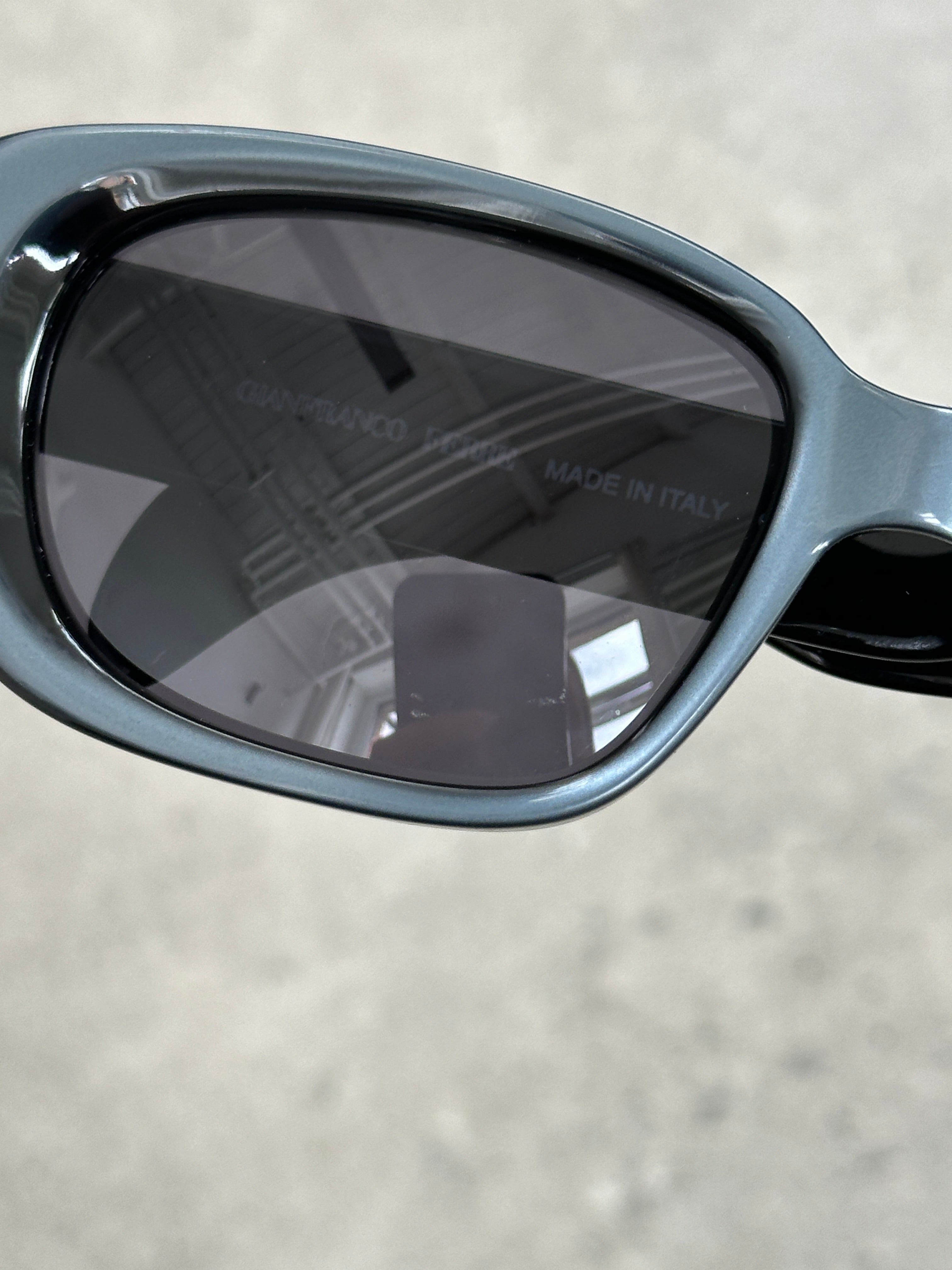 Gianfranco Ferre 2000s Rectangular Sunglasses