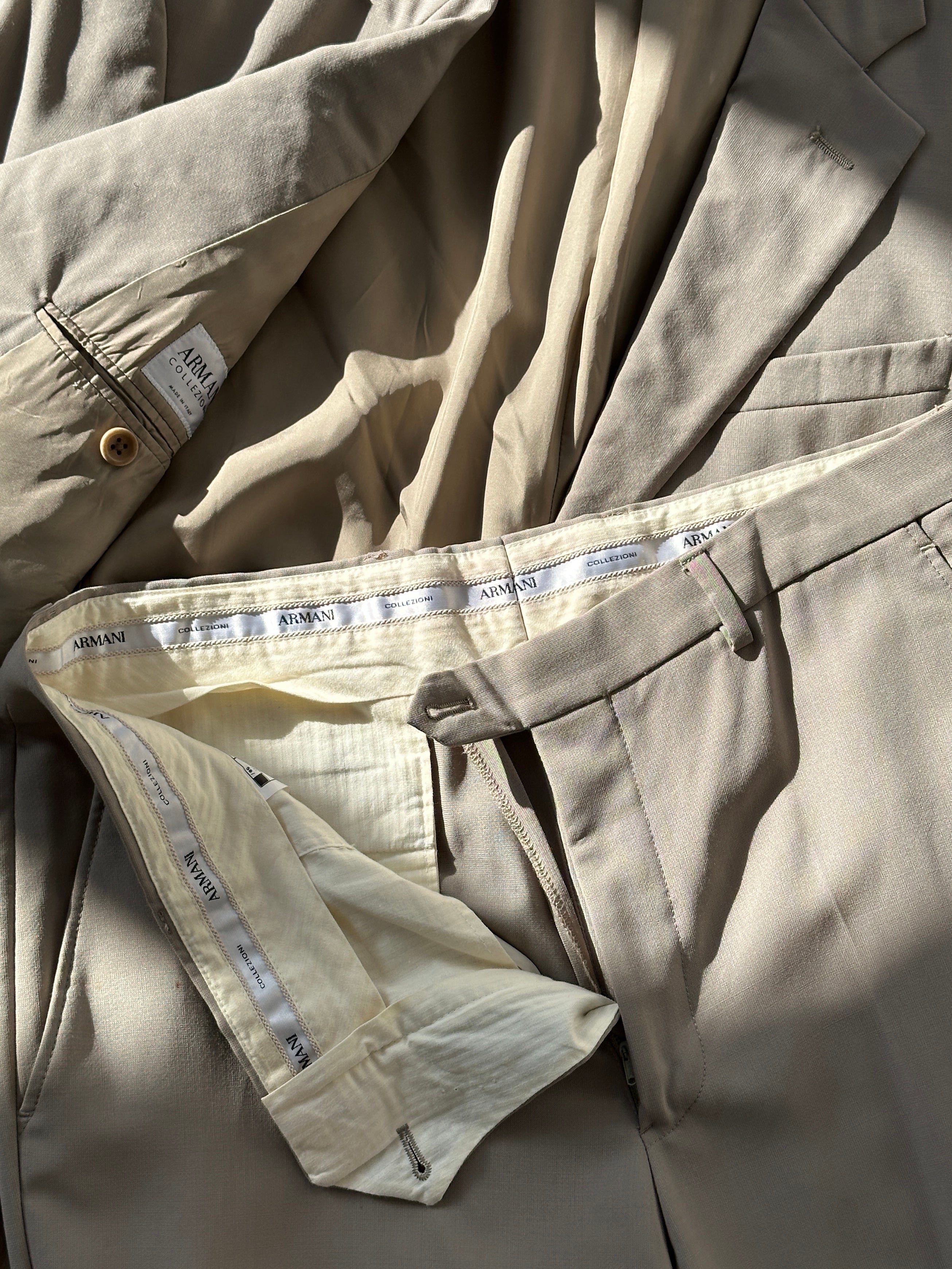 Armani Pure Wool Relaxed Suit - 40R/W32 - SYLK