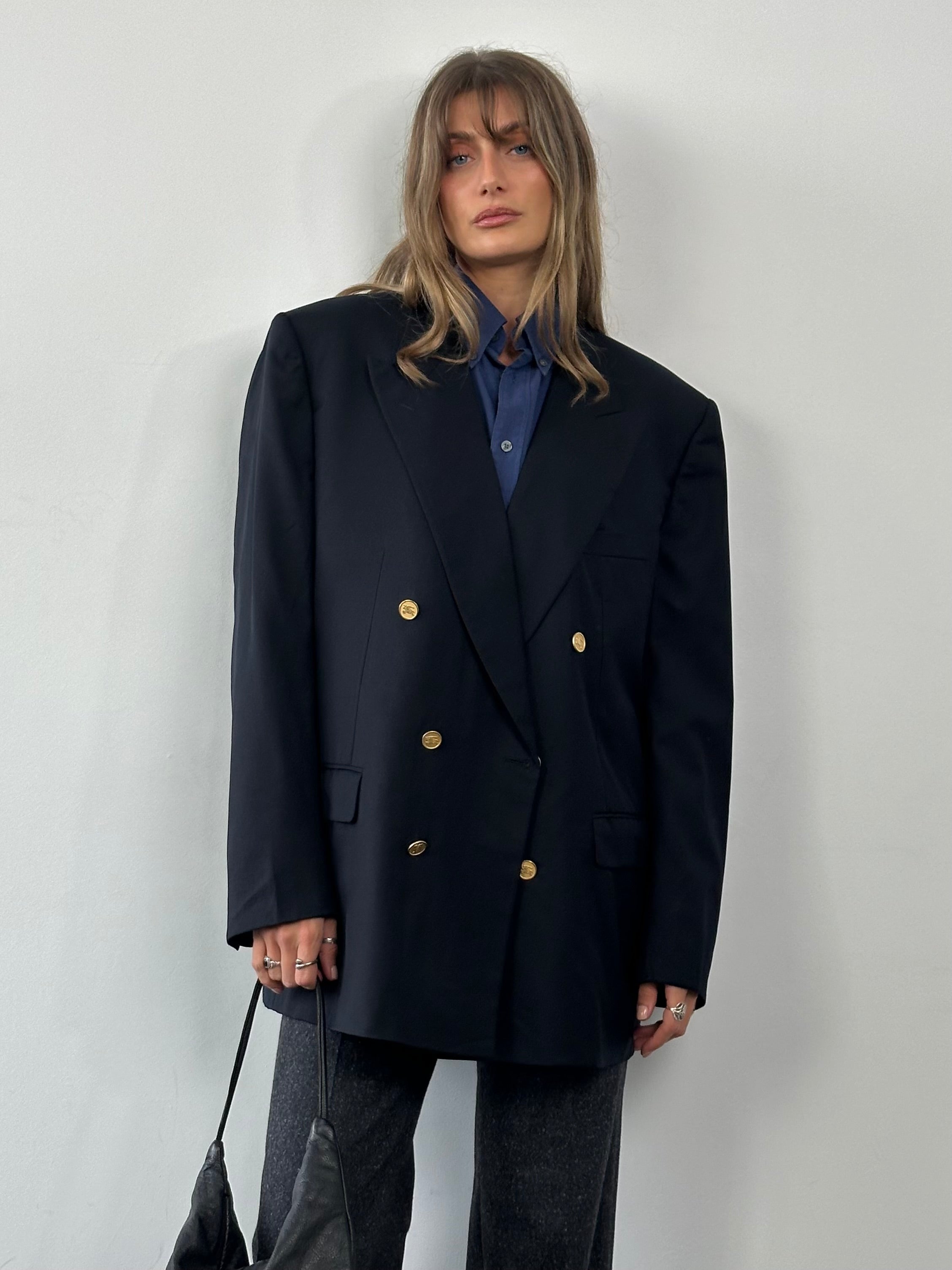 Burberry pure wool double-breasted blazer in navy, size 46R/XXL, featuring tailored fit and classic button details.