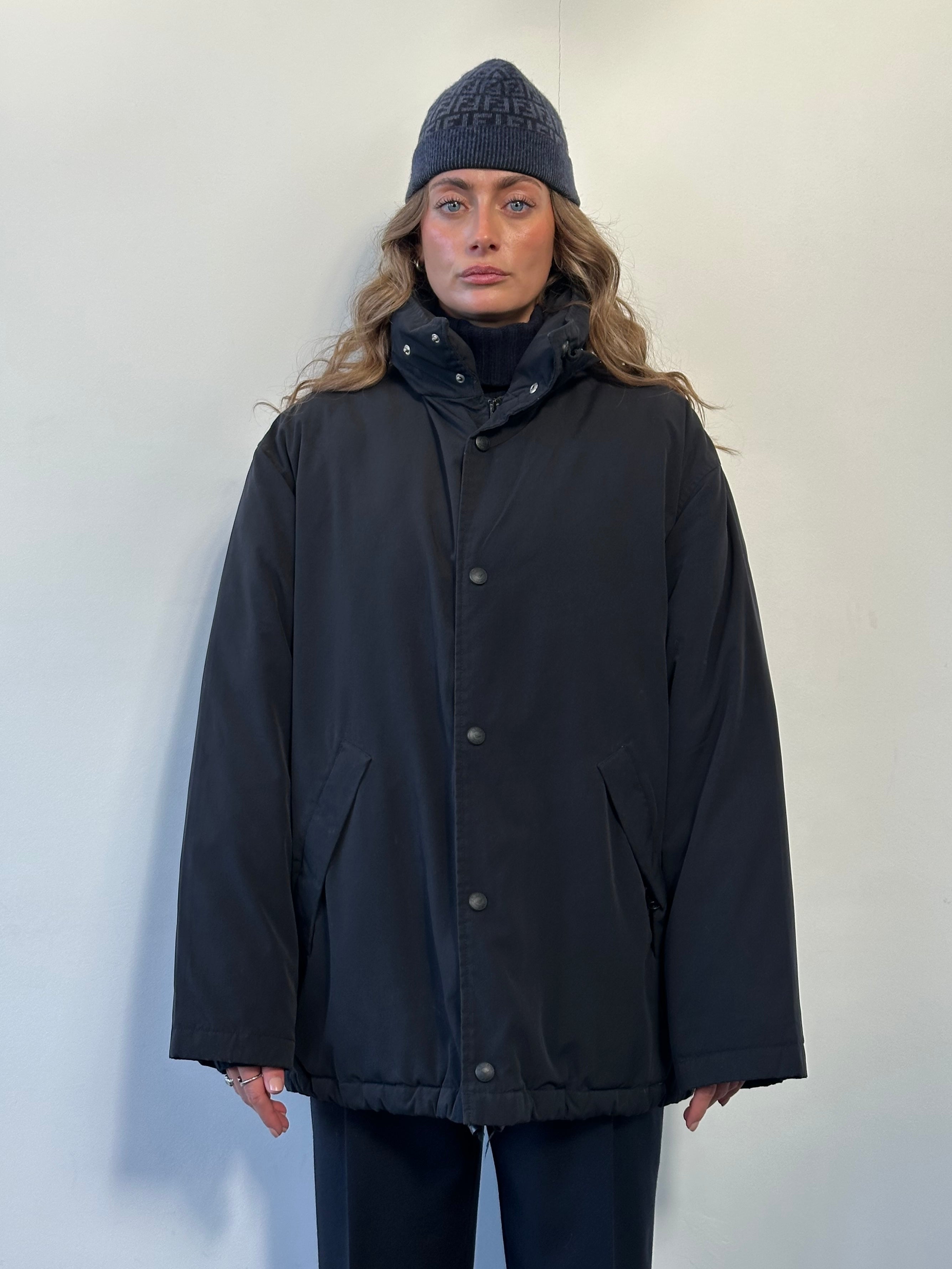 Armani Jeans padded hooded jacket in XL/XXL with quilted design and front zipper, suitable for cold weather.