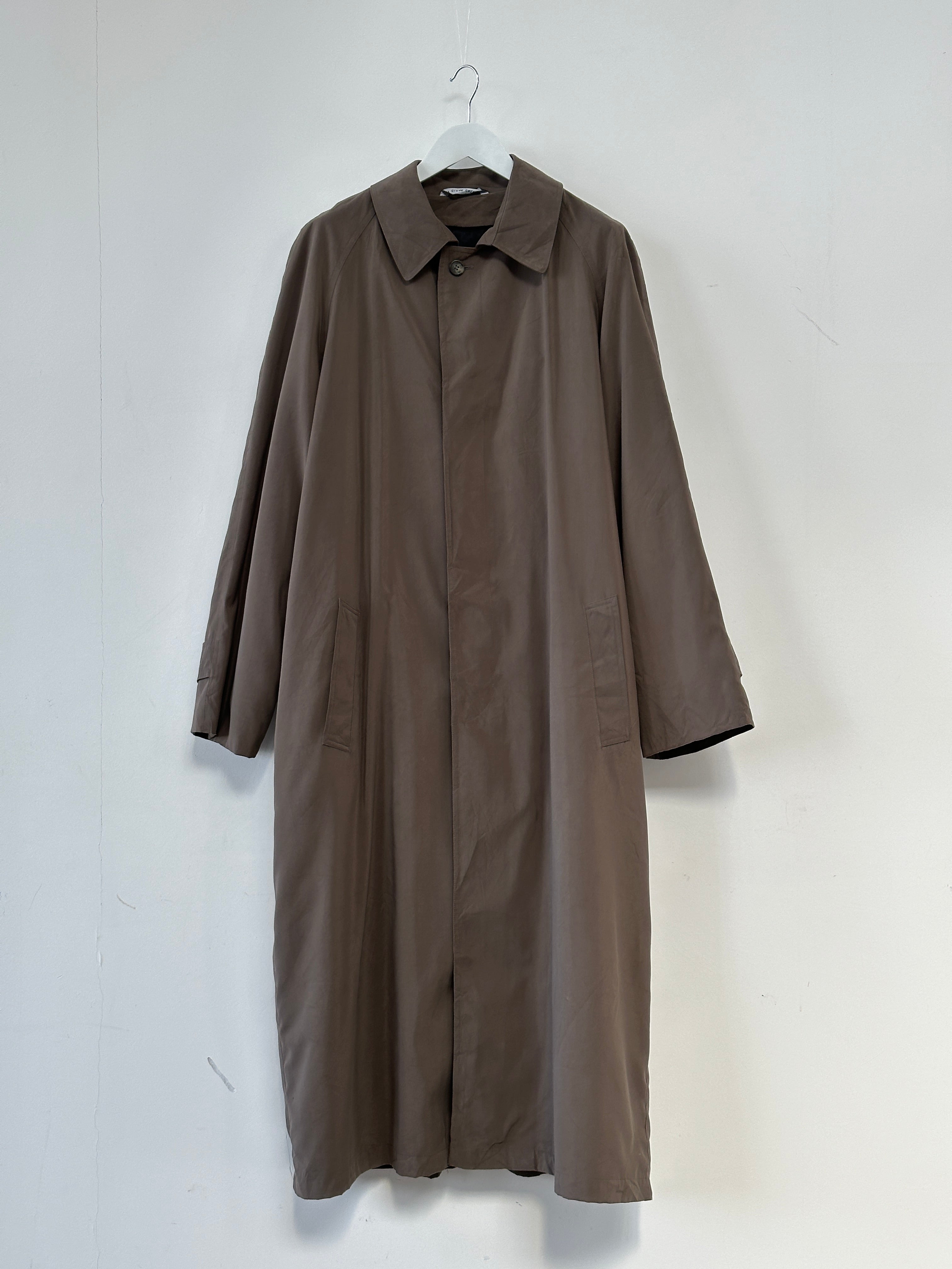 Oversized Ralph Lauren Chaps trench coat in XXL, beige with classic double-breasted design and belt, shown on a hanger.