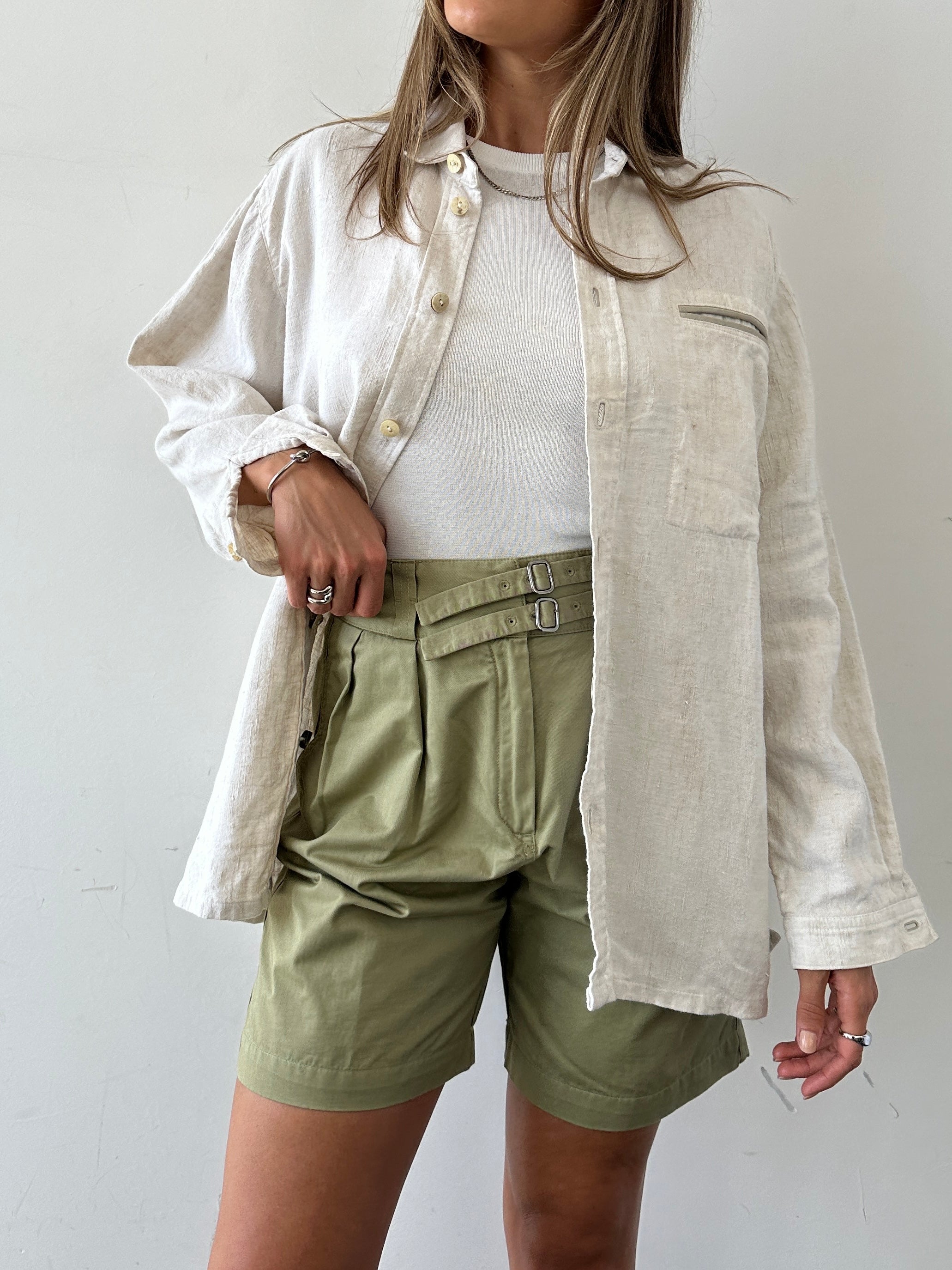 Vintage oversized linen shacket in natural beige, featuring a relaxed fit, button front, and classic shirt collar.