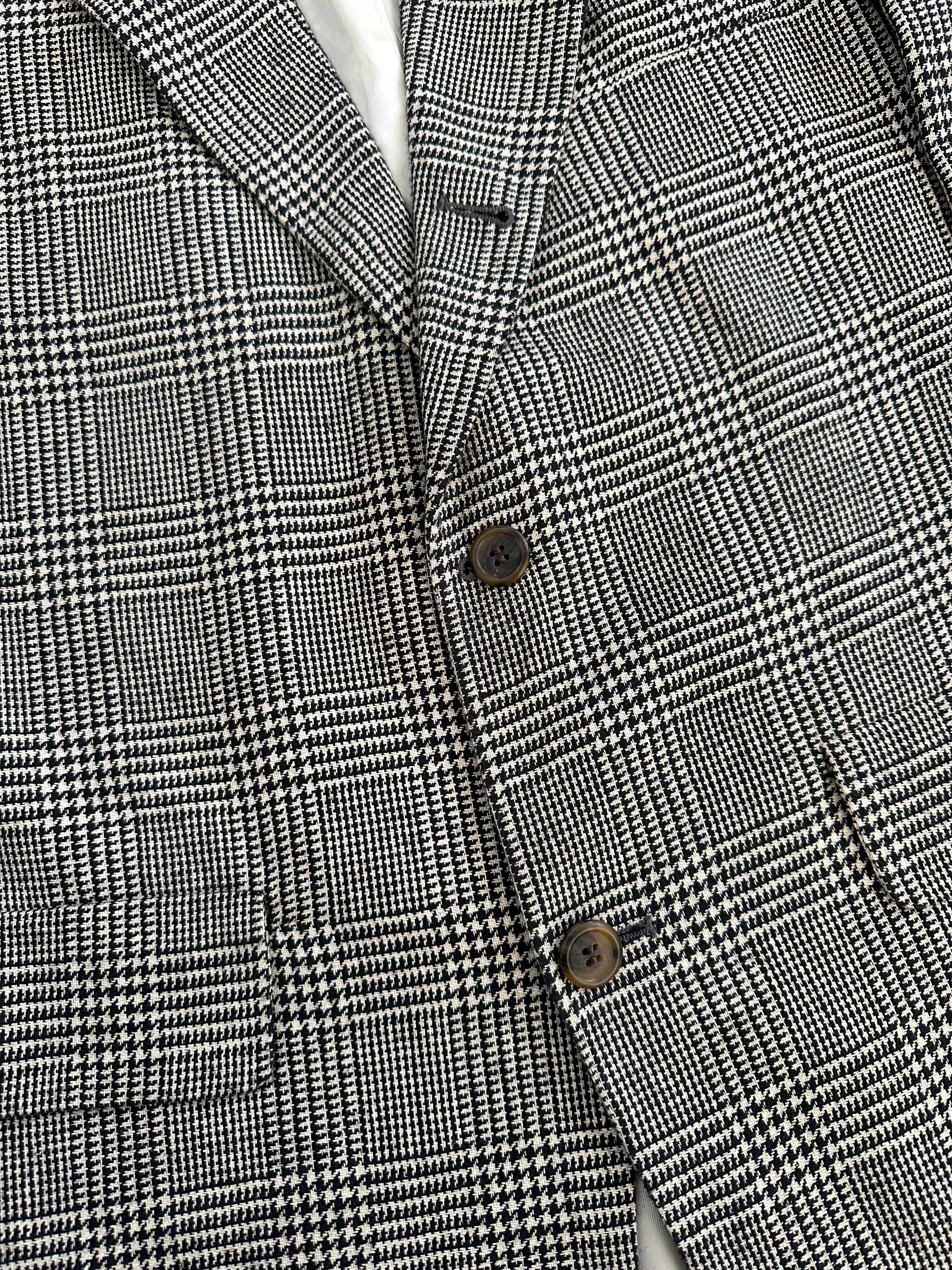 Brooks Brothers 1990s check wool blazer, single-breasted with notch lapels, size 38S/M, in classic plaid pattern.