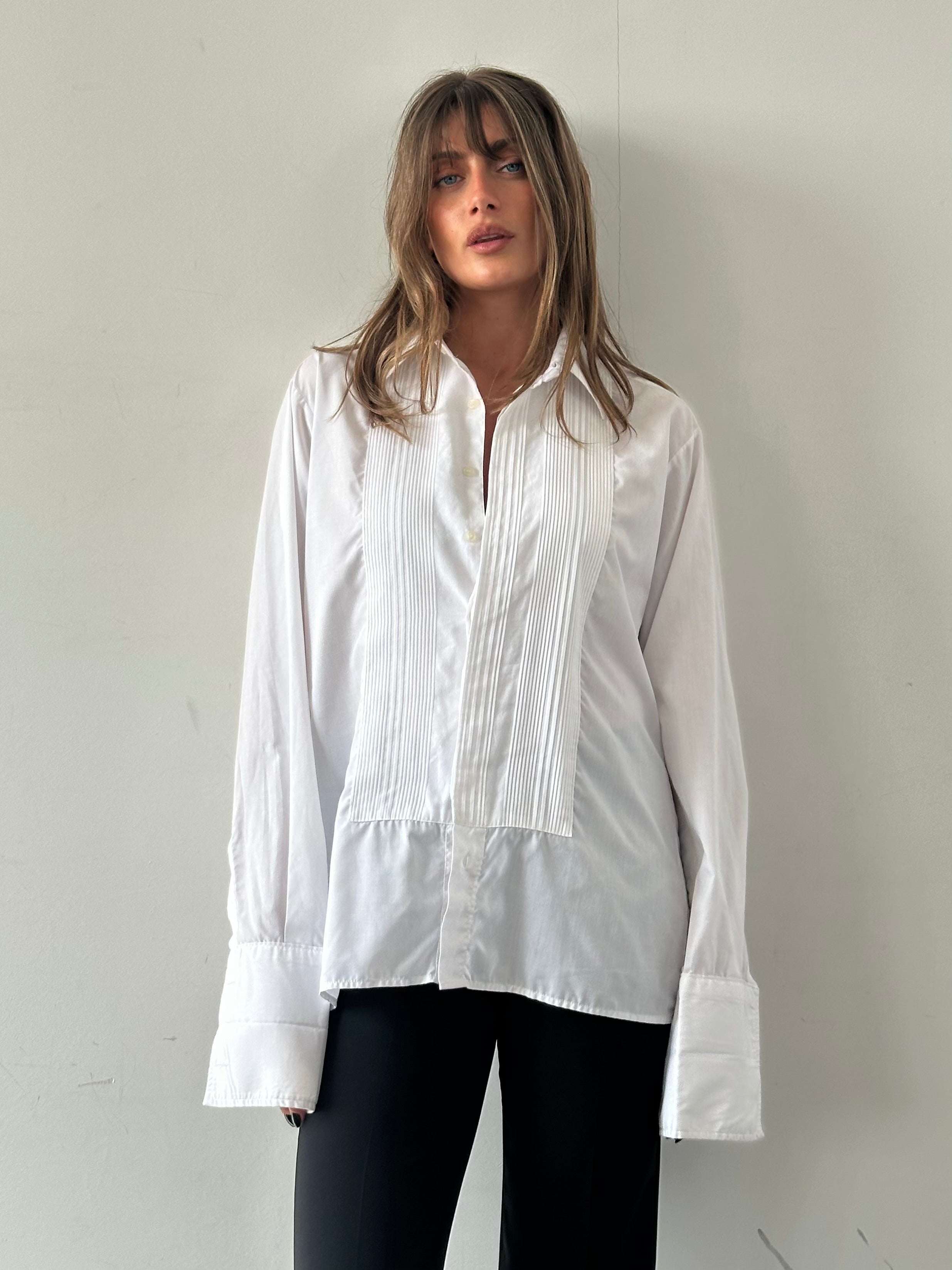 Vintage cotton tuxedo dress shirt in size L, featuring classic collar and button-front design, perfect for formal occasions.