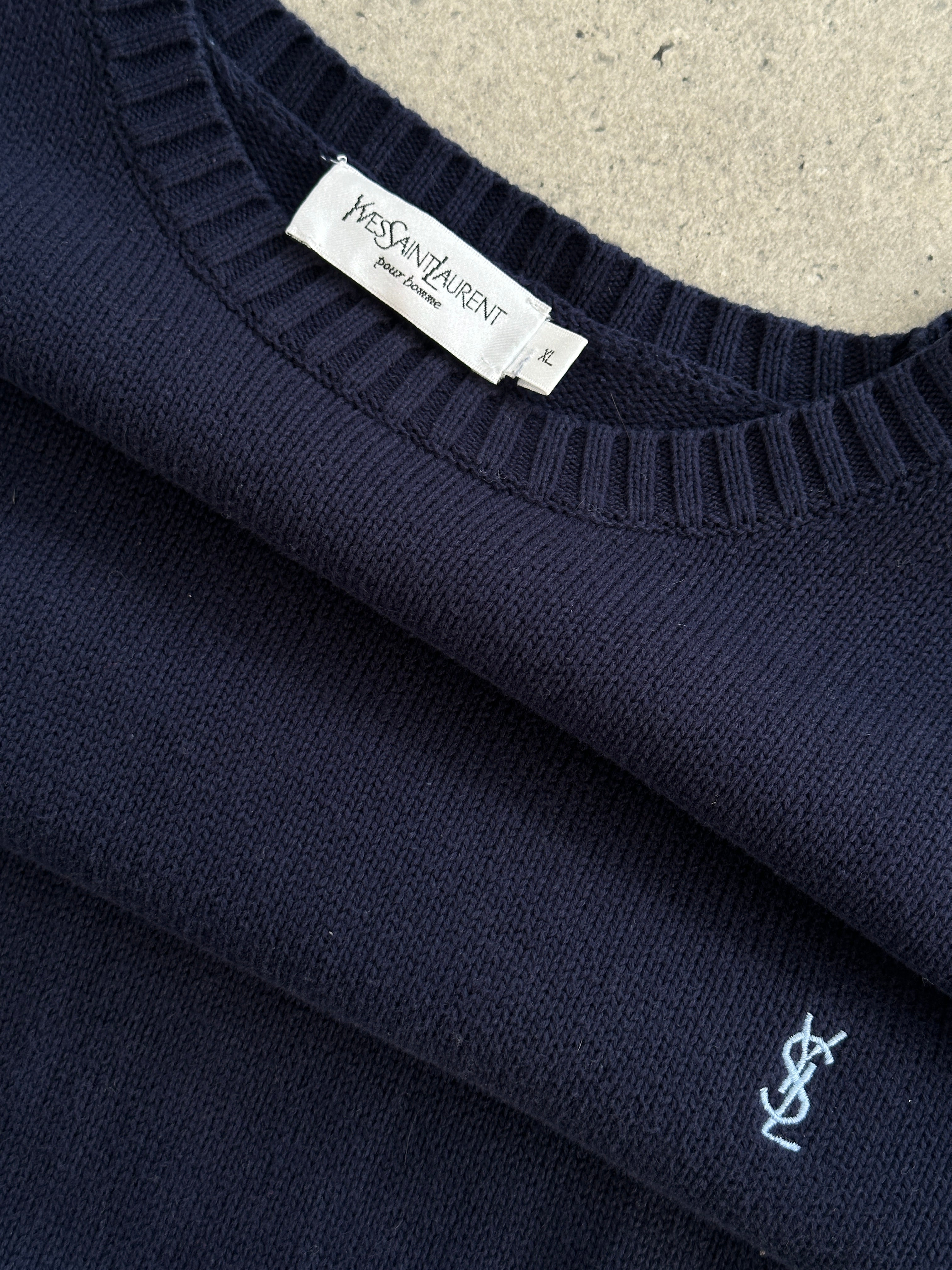 Yves Saint Laurent men's XXL pure cotton knitted jumper with logo detail, featuring a classic crewneck and ribbed cuffs.