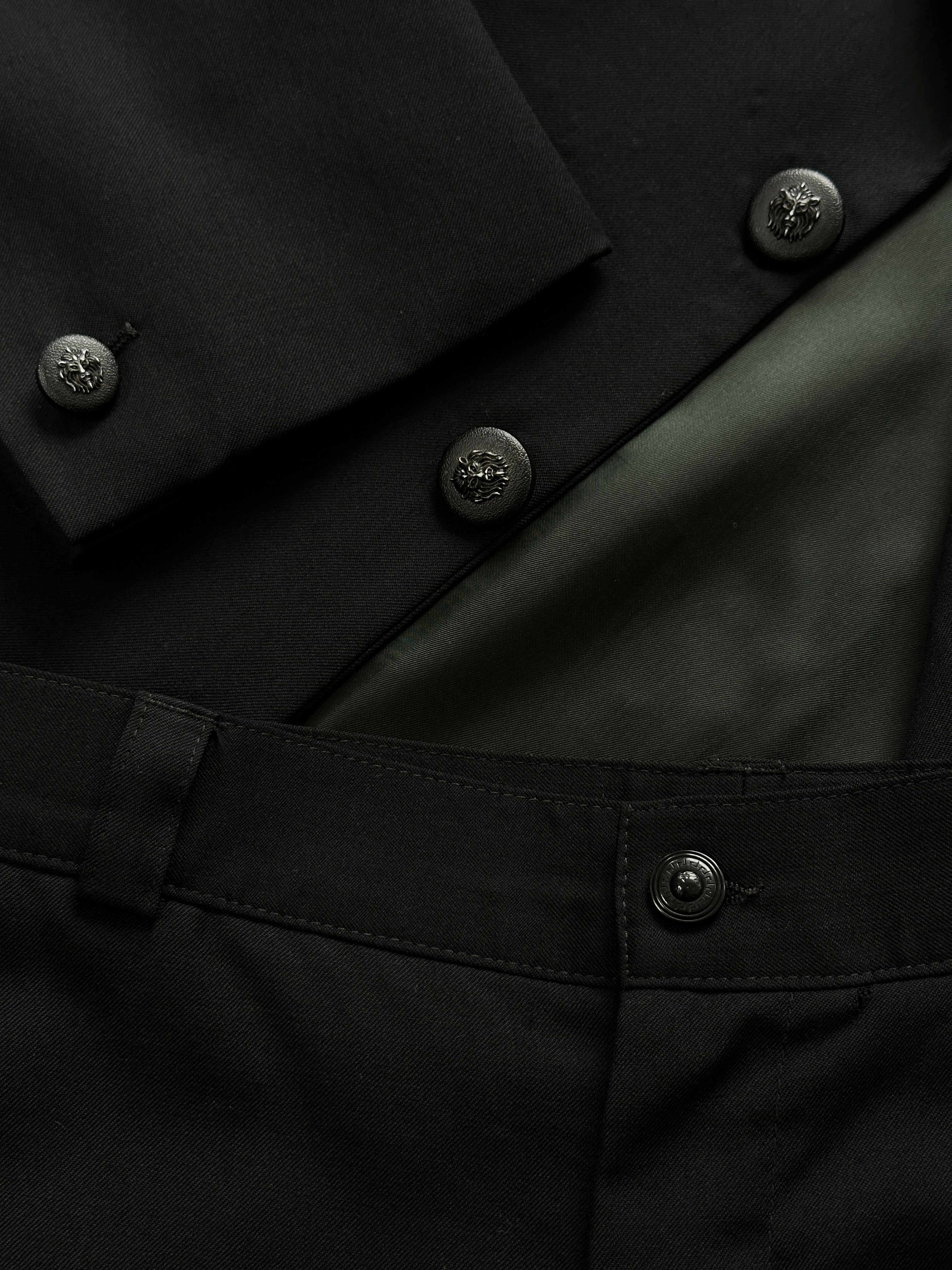 Gianni Versace Versus 1990s Pure Virgin Wool Single Breasted Suit