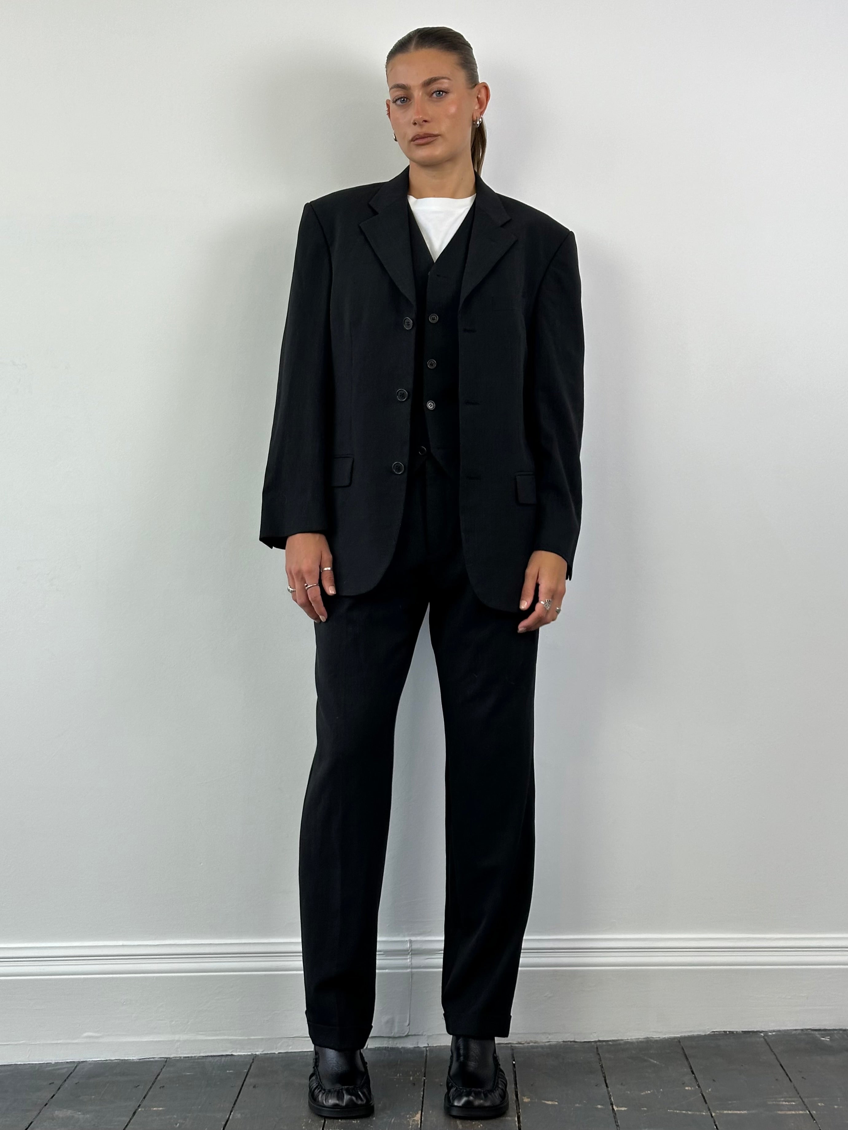 Pierre Balmain 1990s wool three-piece suit, tailored in size 36R/W30, featuring a classic jacket, vest, and trousers.