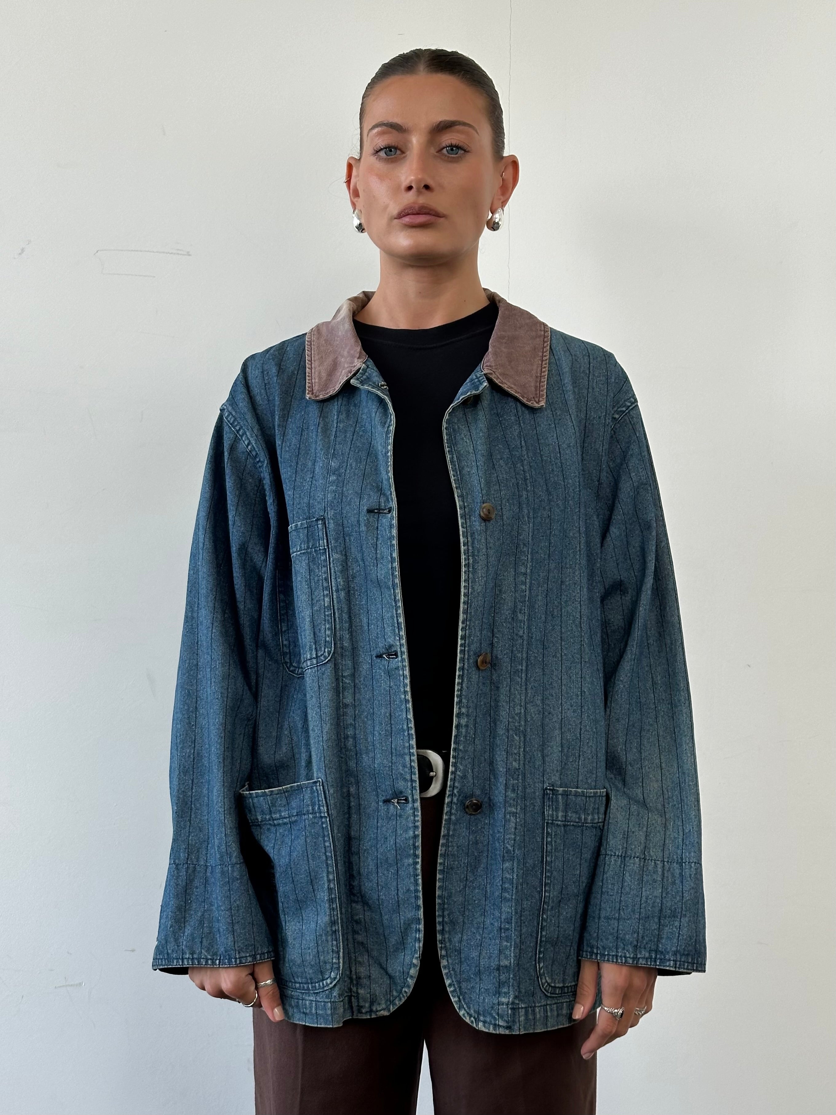 Valentino XL denim workwear jacket with pinstripe design, featuring classic collar and button closure, casual and stylish.