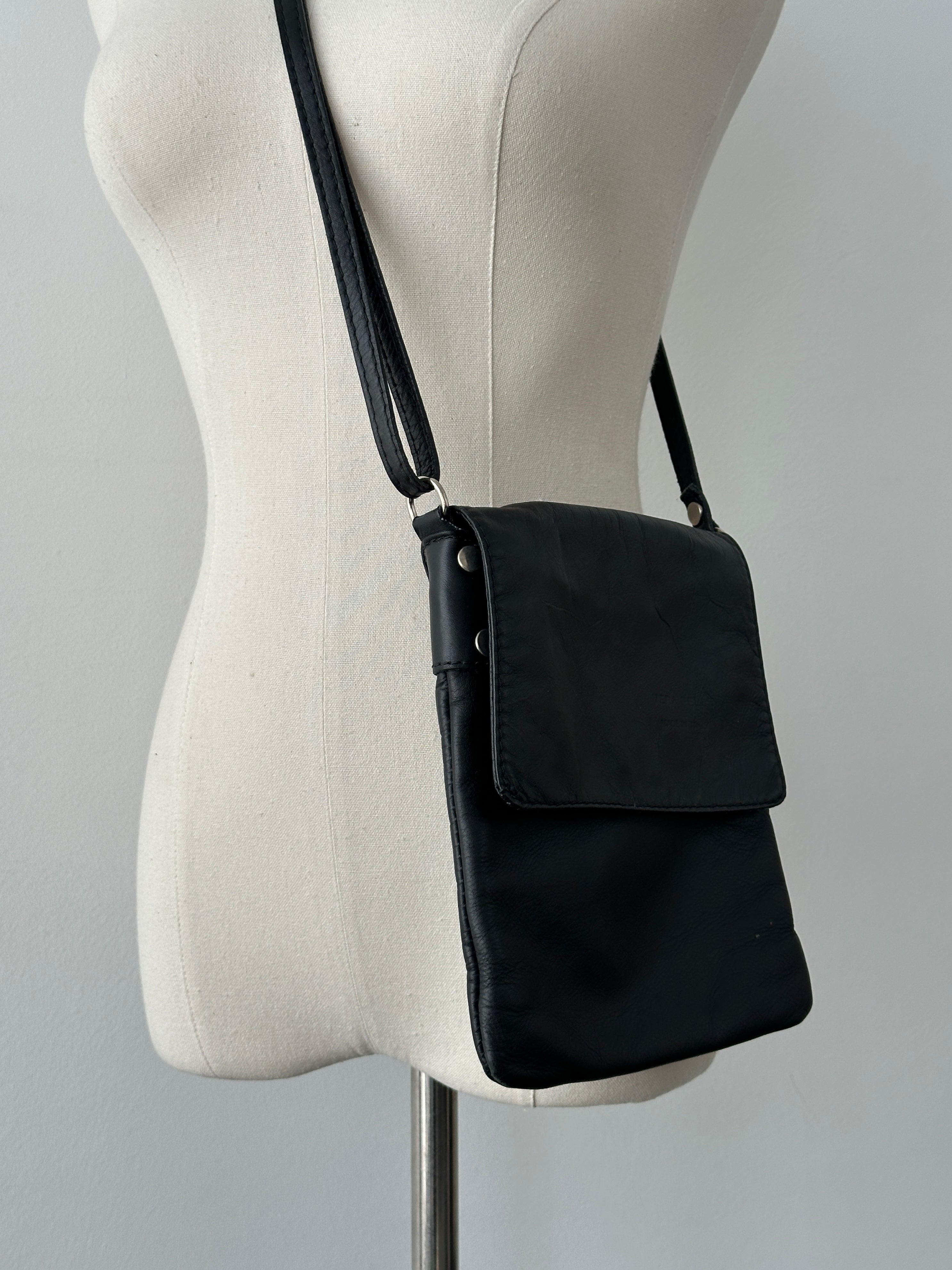 Italian Vintage 1990s Leather Crossbody Bag
