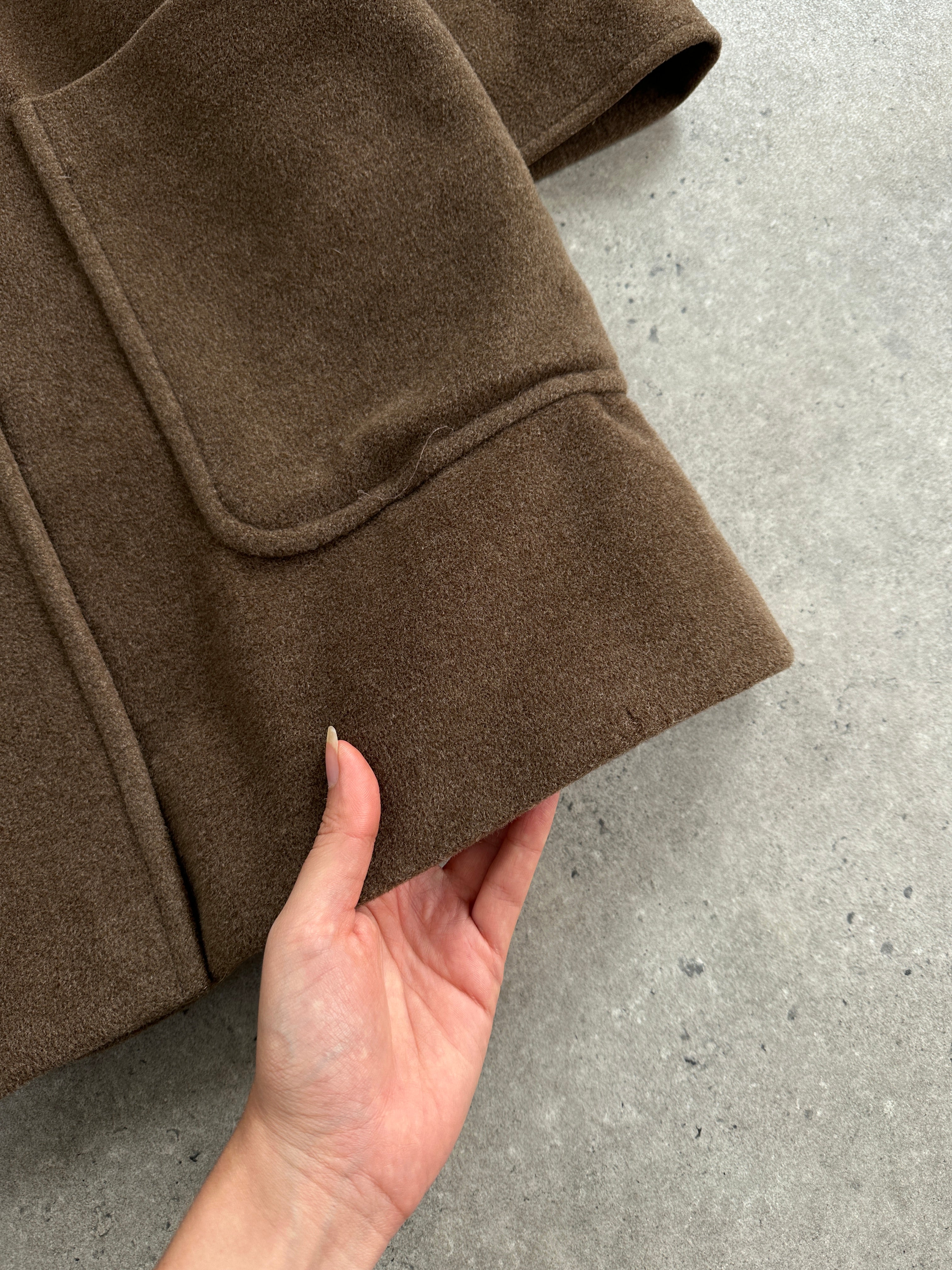 Max Mara Weekend 2000s wool hooded double-breasted coat in size M, featuring a stylish design and classic silhouette.